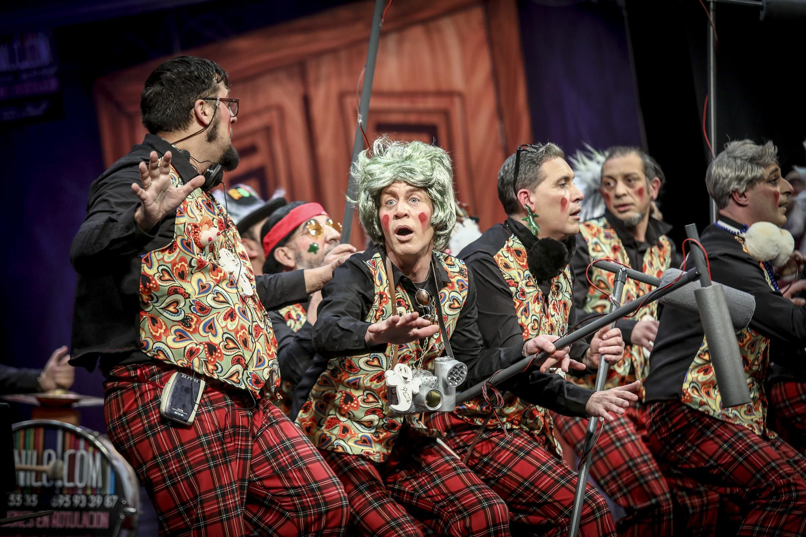 Chirigota Habla, que no te veo