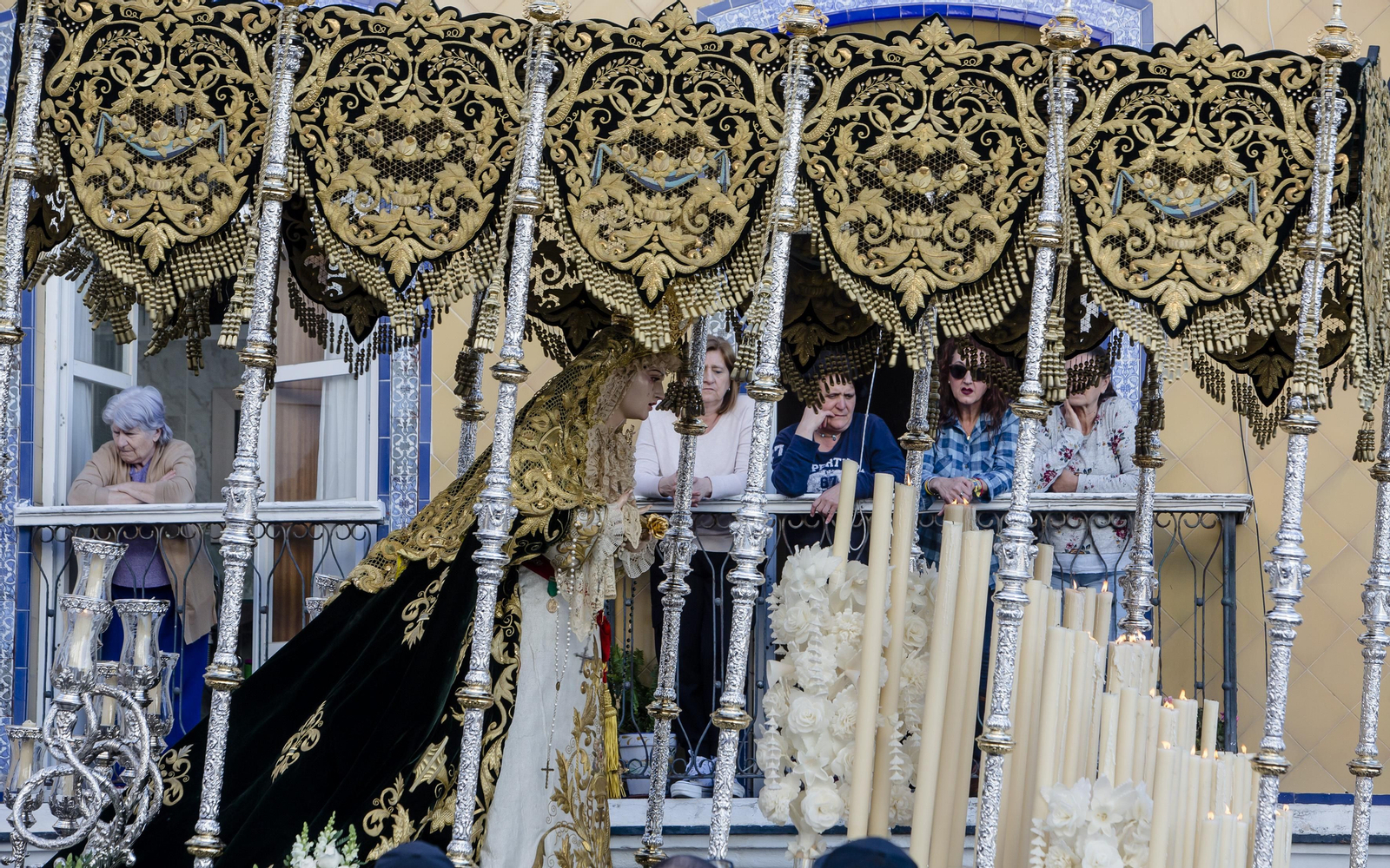 Las imágenes de la cofradía de Las Cigarreras en la Semana Santa de Cádiz 2022