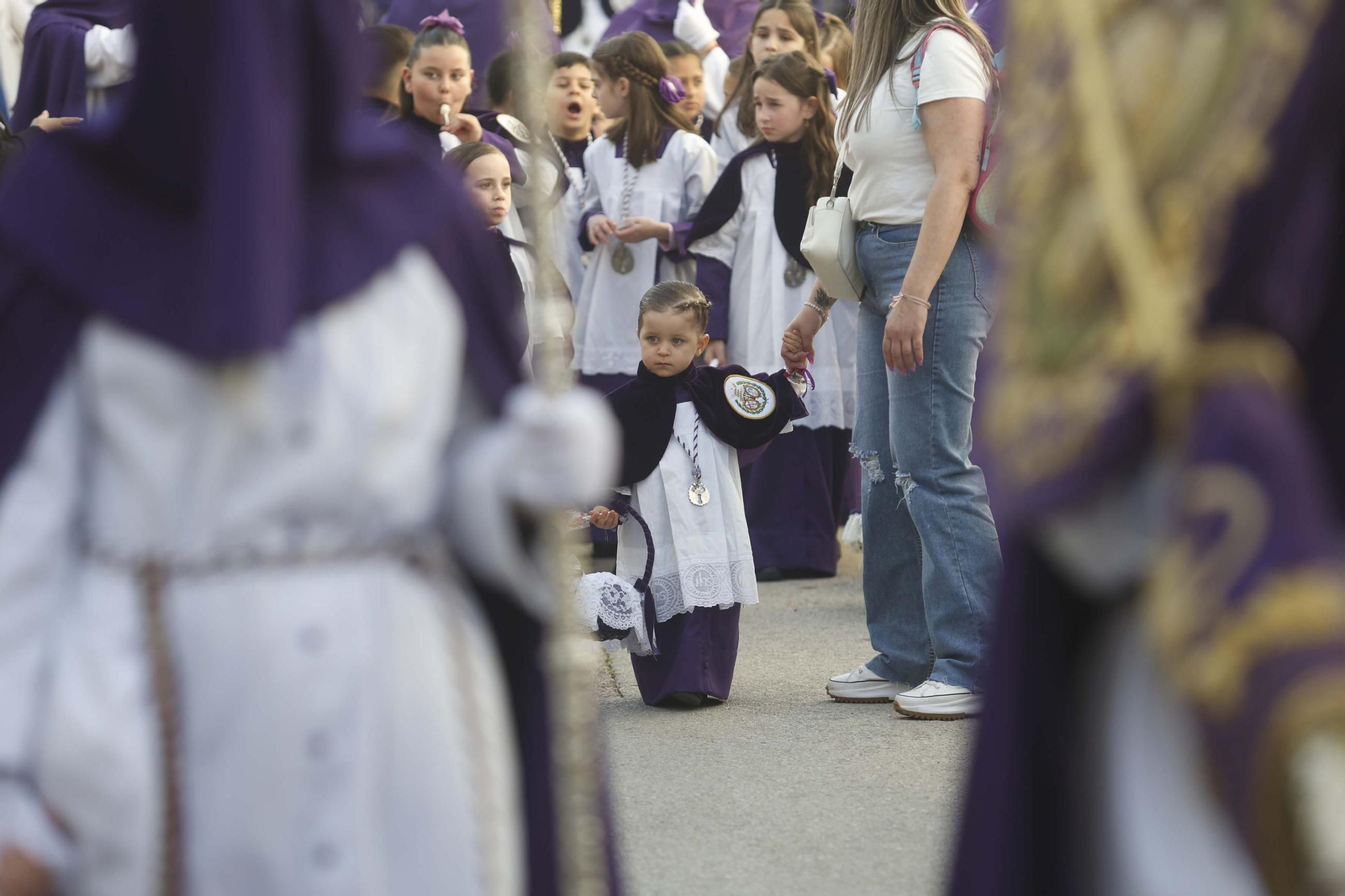 Fotos del Jueves Santo en La Línea: Perdón, Gran Poder y Angustias