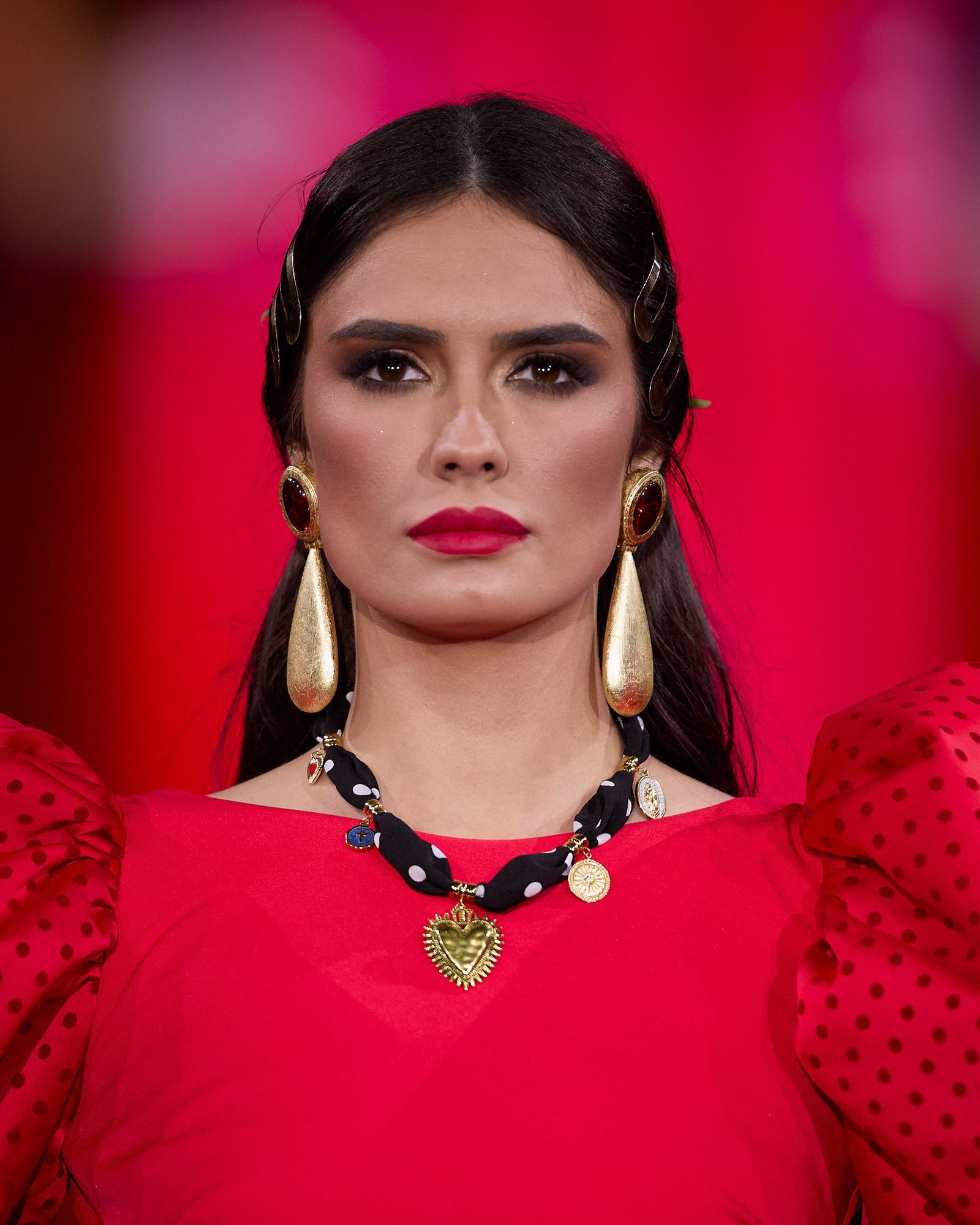 El desfile de Rosa Pedroche  en Simof 2026, todas las fotos