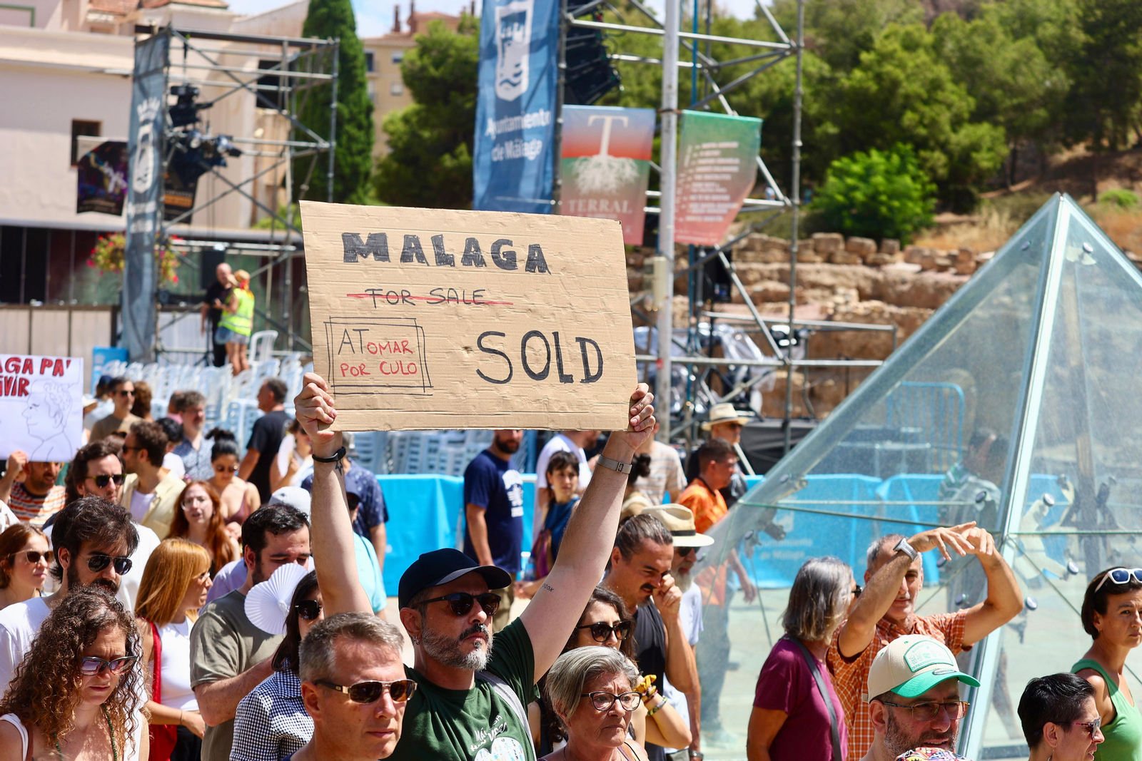 Málaga clama por una ciudad donde poder vivir y no sobrevivir