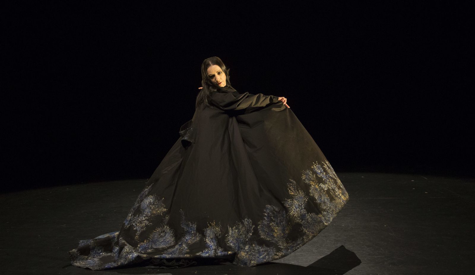 Eva Yerbabuena, este viernes en Sevilla durante un ensayo de su nueva obra.