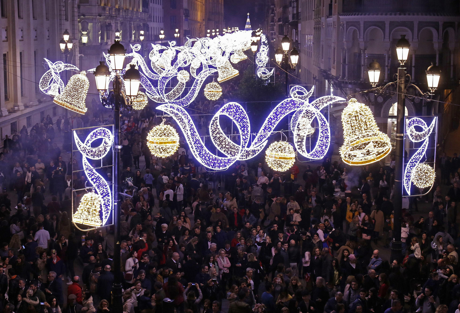 Sevilla estrena iluminación navideña