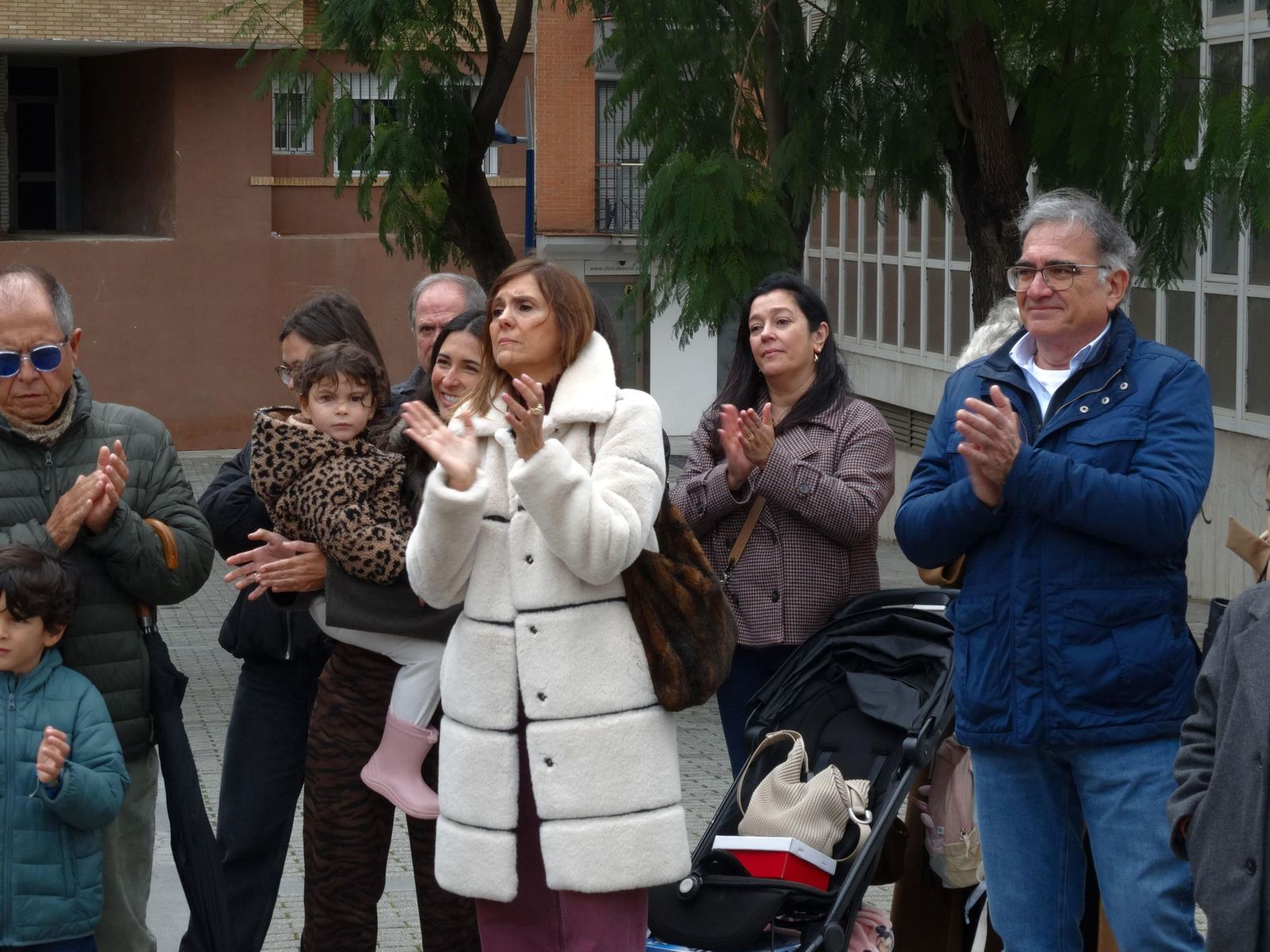 Fotografías de la rotulación del jardín Doctor Anselmo Botello