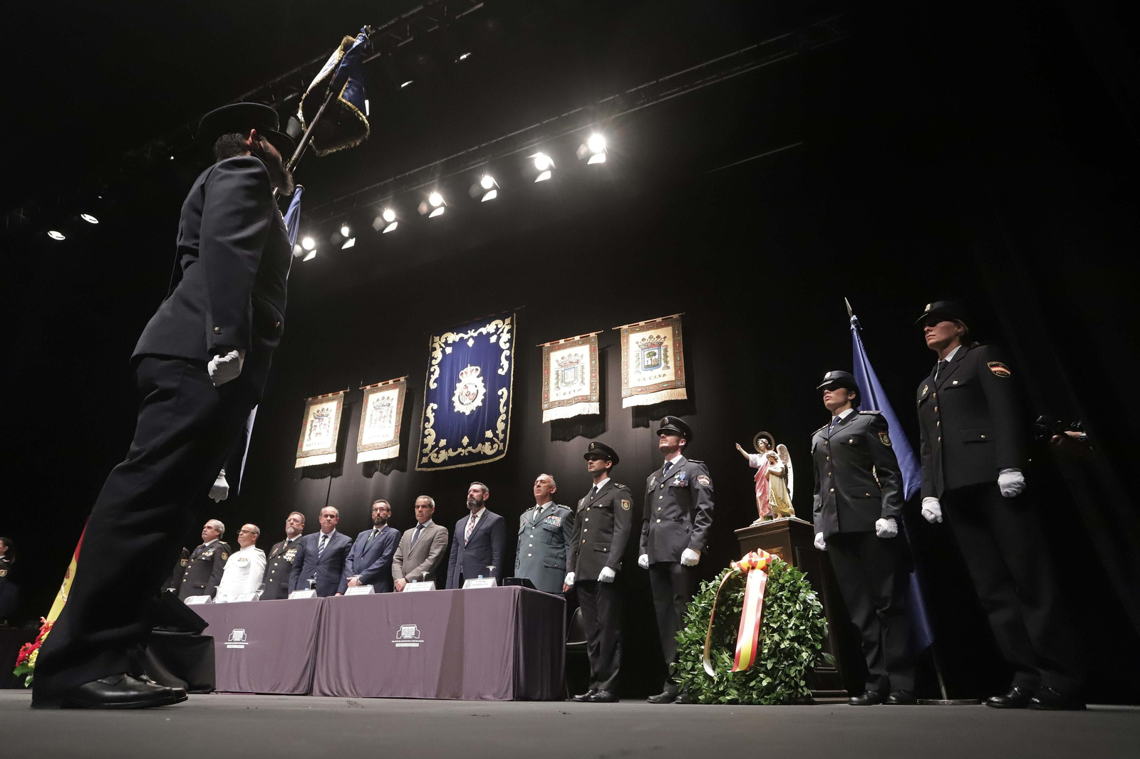 Celebración del Día de la Policía Nacional en La Línea