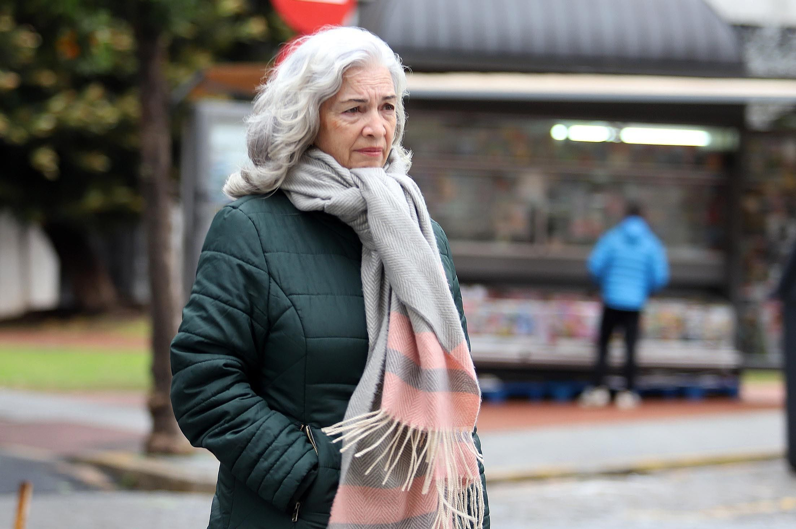 Día de lluvia, viento y frío en Huelva, en imágenes