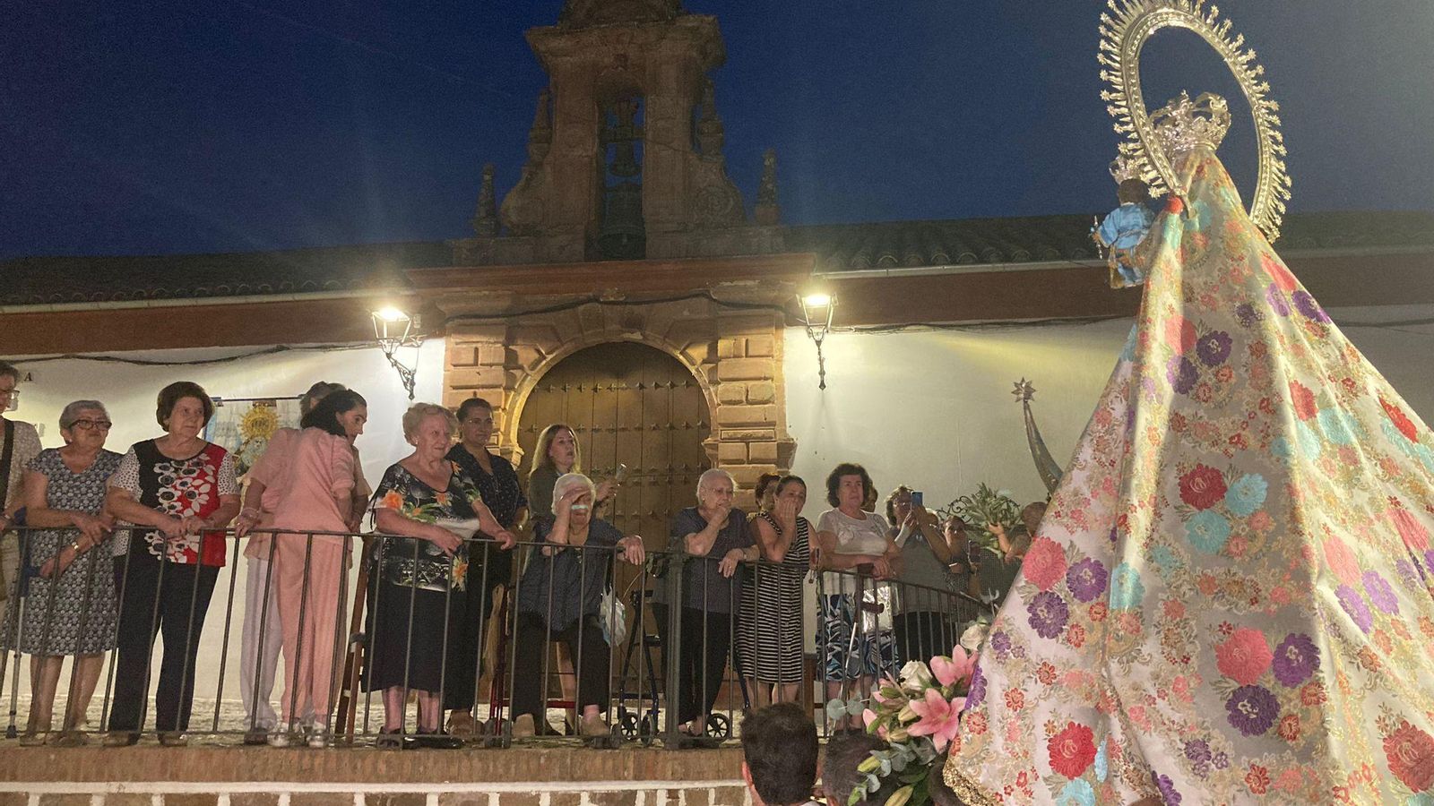 La Fuensanta por pasa por primera vez en su historia por la iglesia auxiliar de San Sebastián..
