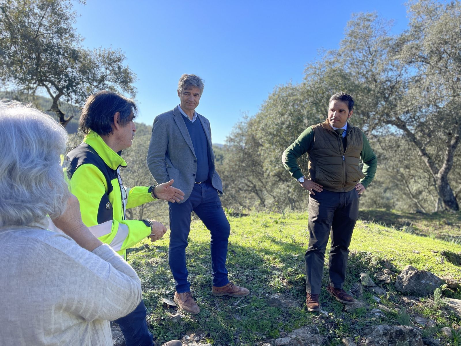 La Junta y Ence habilitan un sendero en el yacimiento El Castañuelo de Aracena