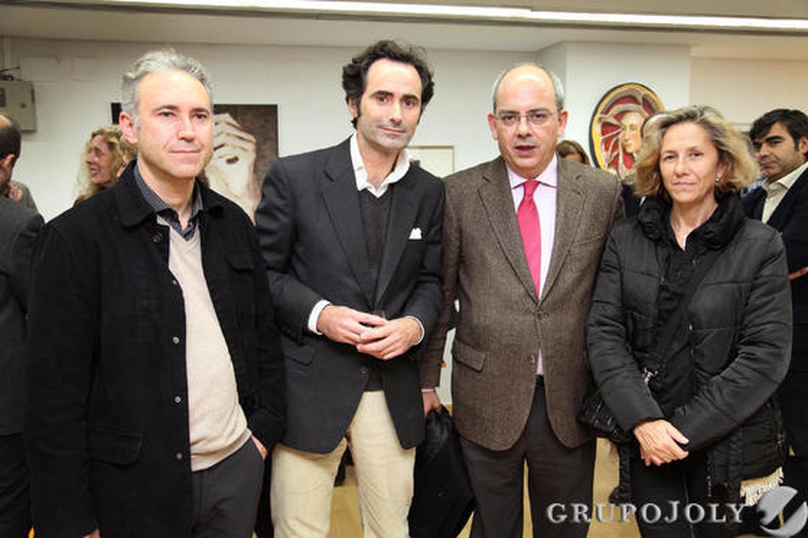 El fotógrafo Adrián Fatou, el galerista Juan Carlos Sánchez de Lamadrid, el vicepresidente de la CEC, Javier Sánchez Rojas, y la artista Carmen Elías. 

Foto: Vanesa Lobo