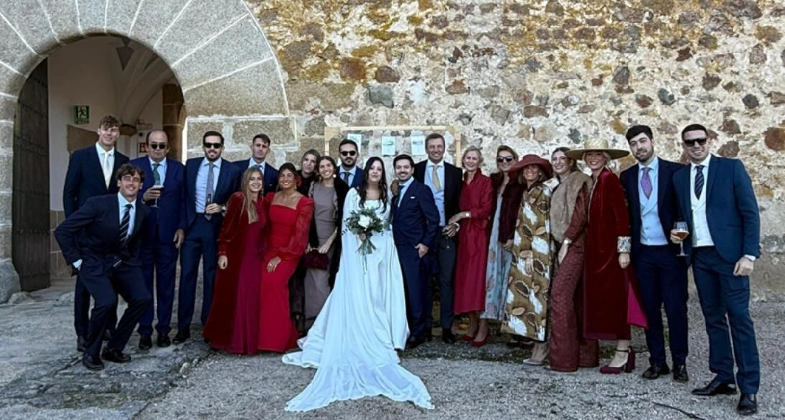 Jose González, Nacho Martínez, Carlos Maira con su hijo Carlos, Jaime Maira, Ana Fernández, Blanca González, Adrea Rosano, Cristina González, Miguel Maira, Ester González, Javier Holgado, Jose González, Isabel Mora, Eugenia González, María Jiménez, Mercedes López, Eugenia Maira, Kike Cabero y José Maira.