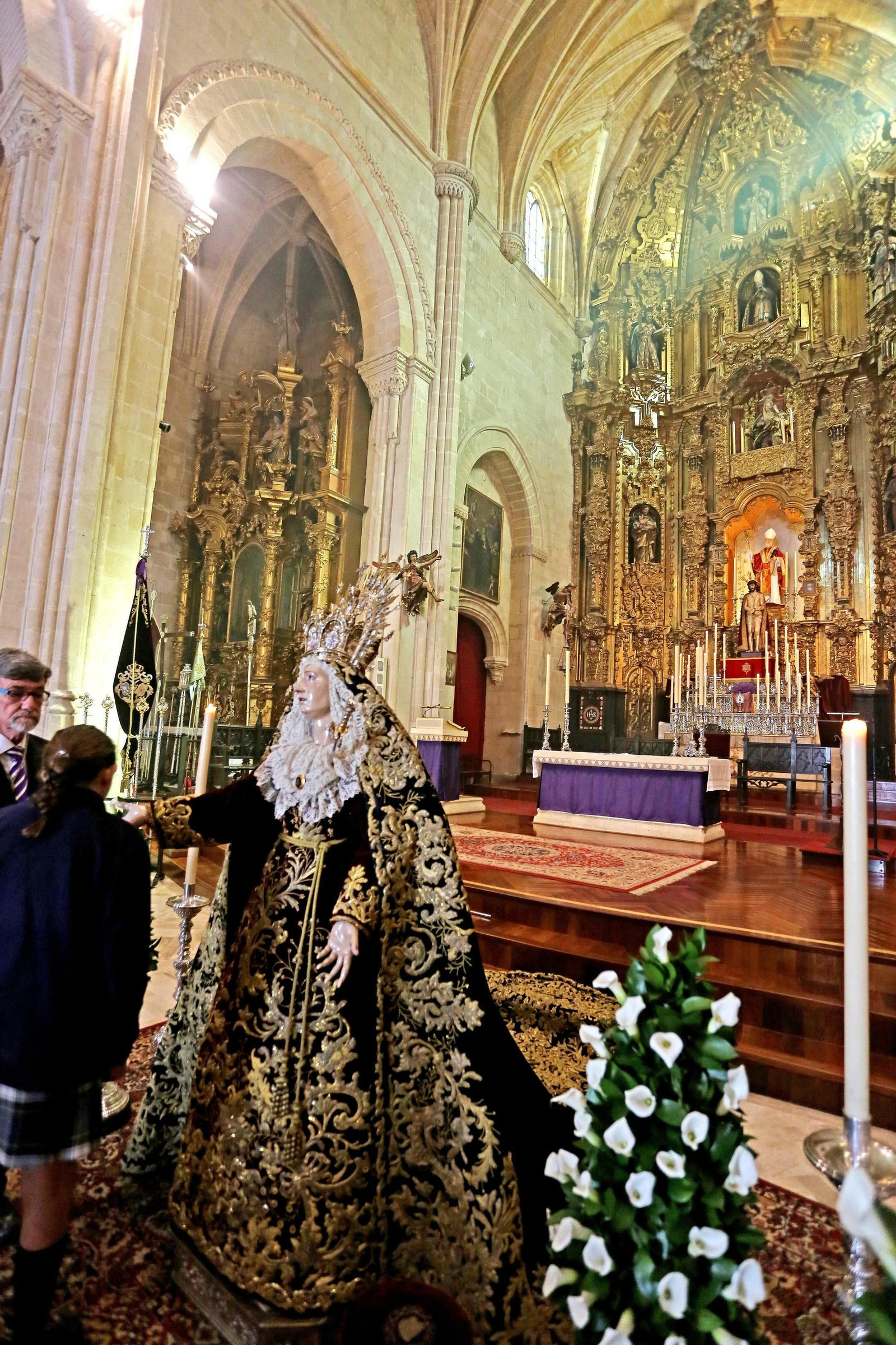 Nuestra Señora del Mayor Dolor en San Dionisio.