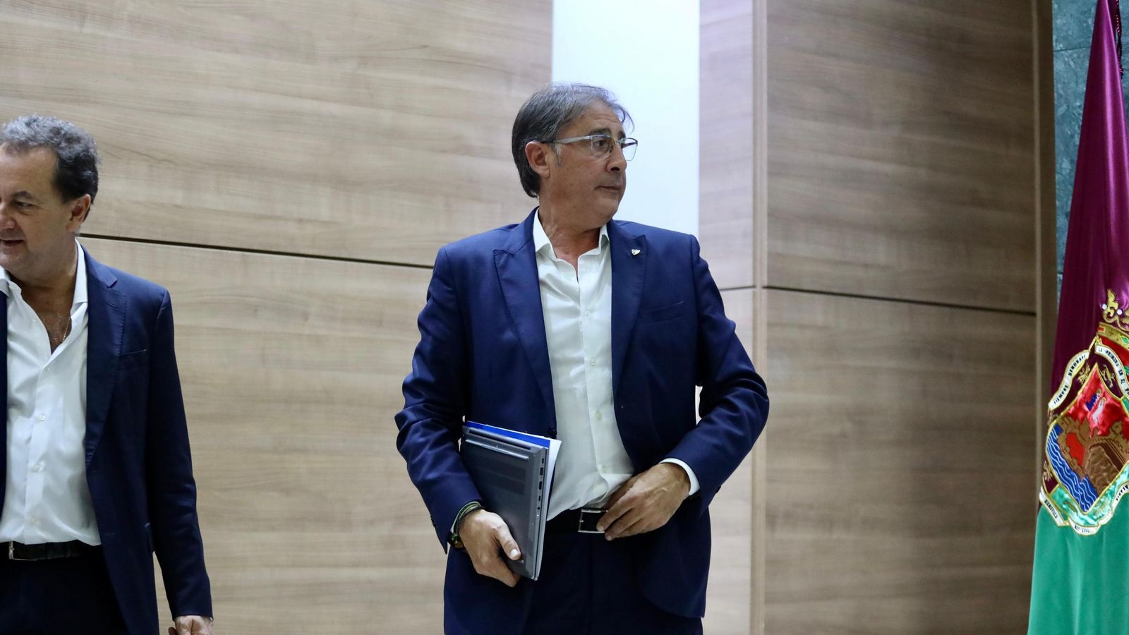 La renovación de Izan Merino y el balance de mercado de Loren, en fotos