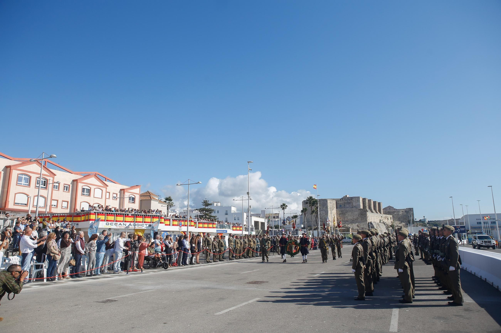 Las fotos de la jura de bandera civil en Tarifa