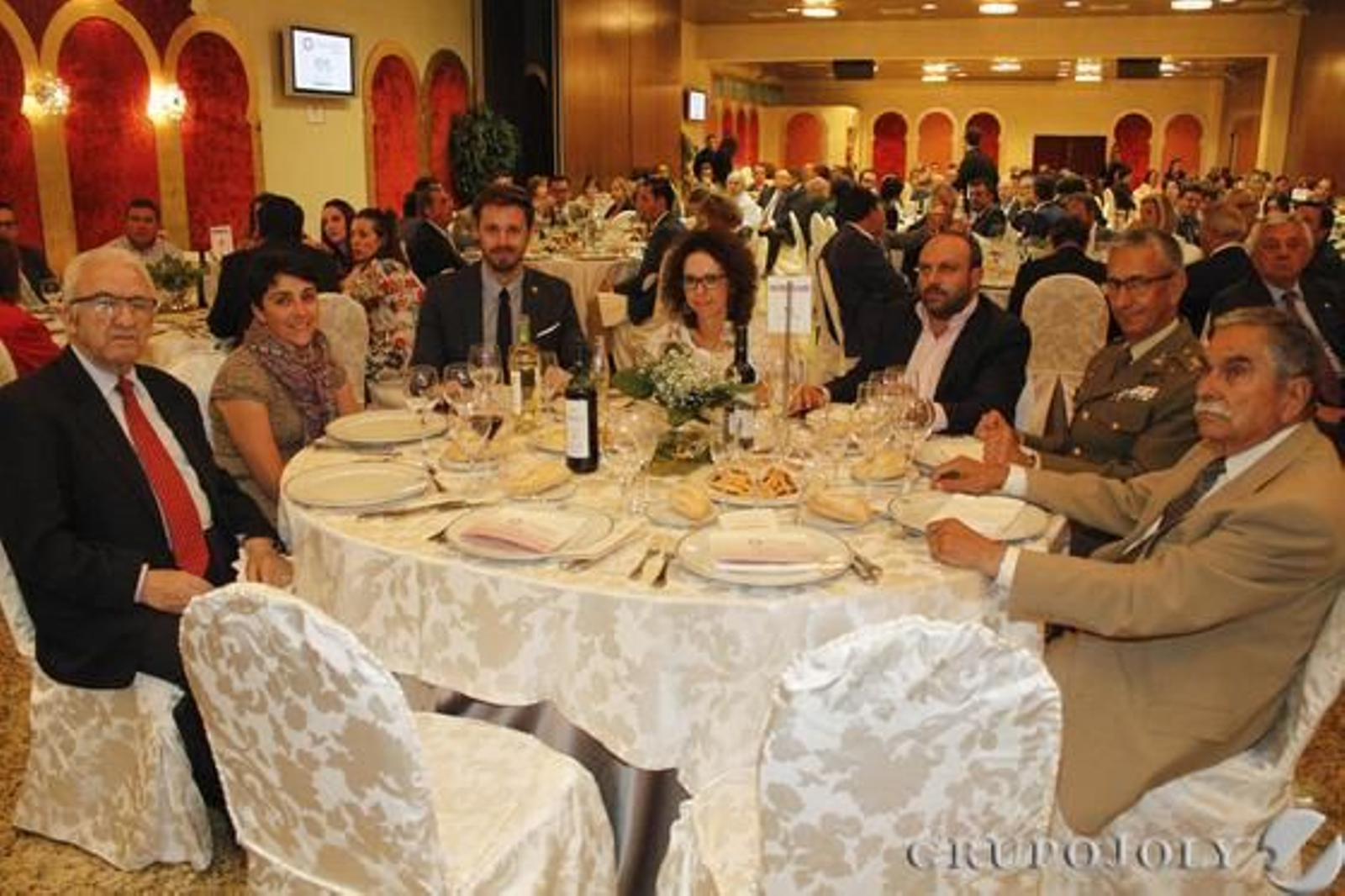 Antonio Robles, Mariela Fernández, Juan José Martínez, Marta Castillo, Manuel Mingorance, Ángel Atarés y Jesús Martínez.

Foto: Alex Camara/Pepe Villoslada