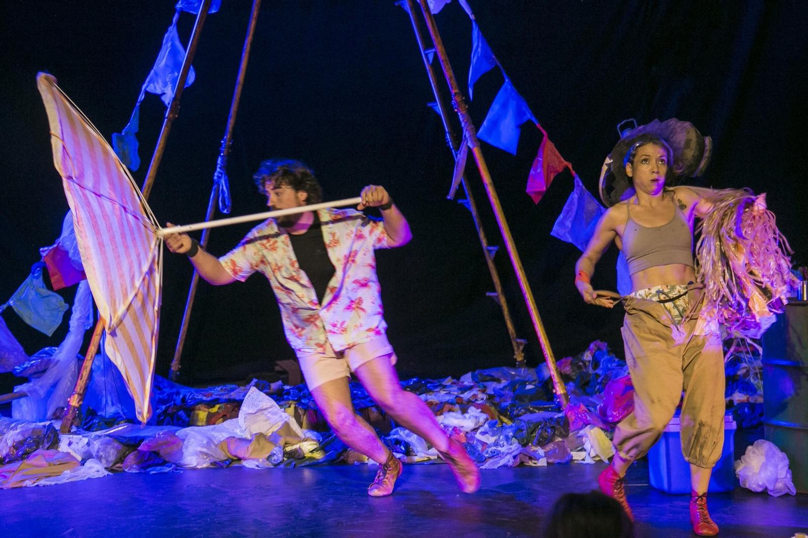 Alas Circo Teatro presentará ‘Cateura’ en El Ejido y en Tabernas.