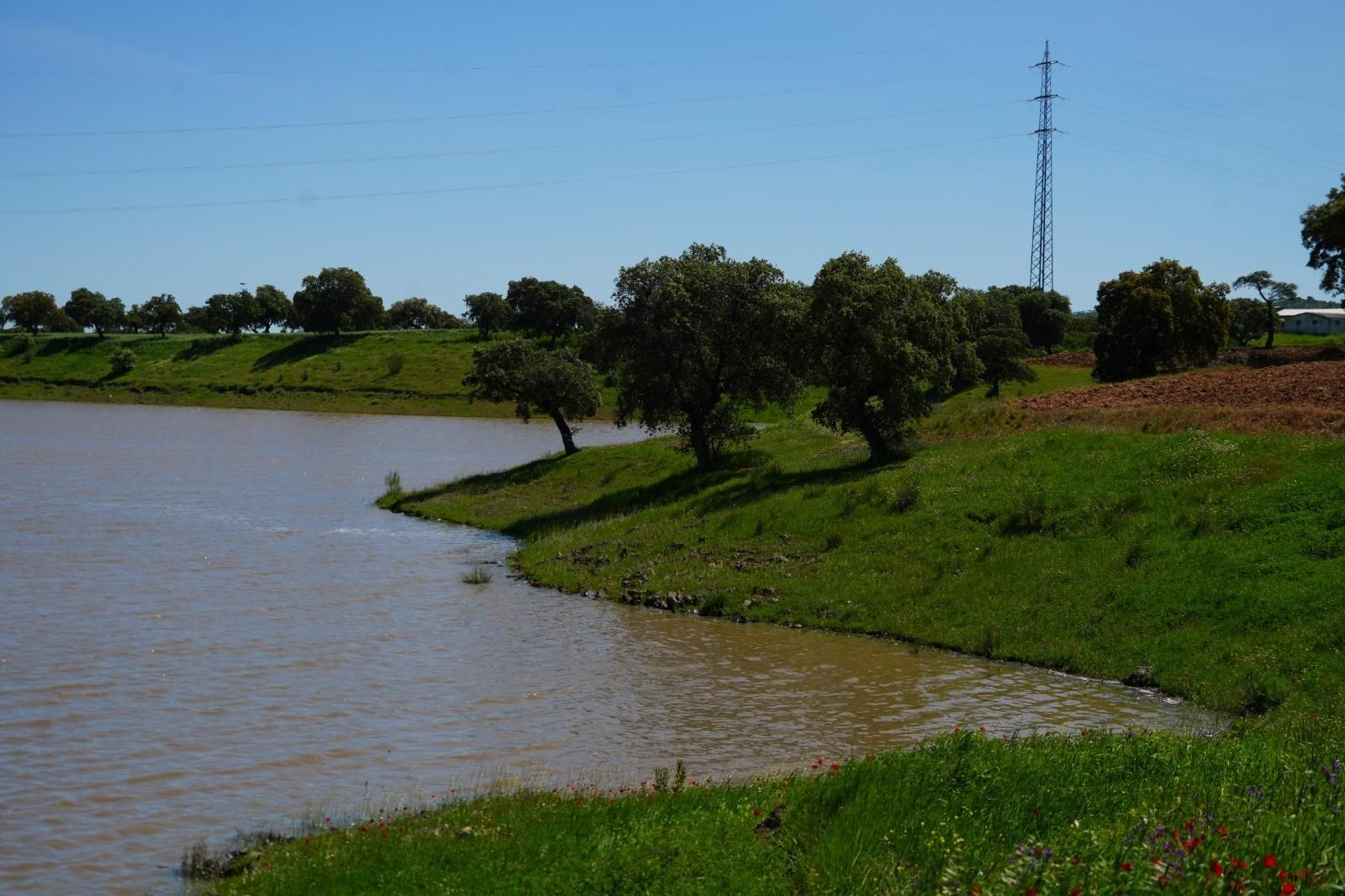 Así luce el embalse de Sierra Boyera tras las lluvias, en imágenes