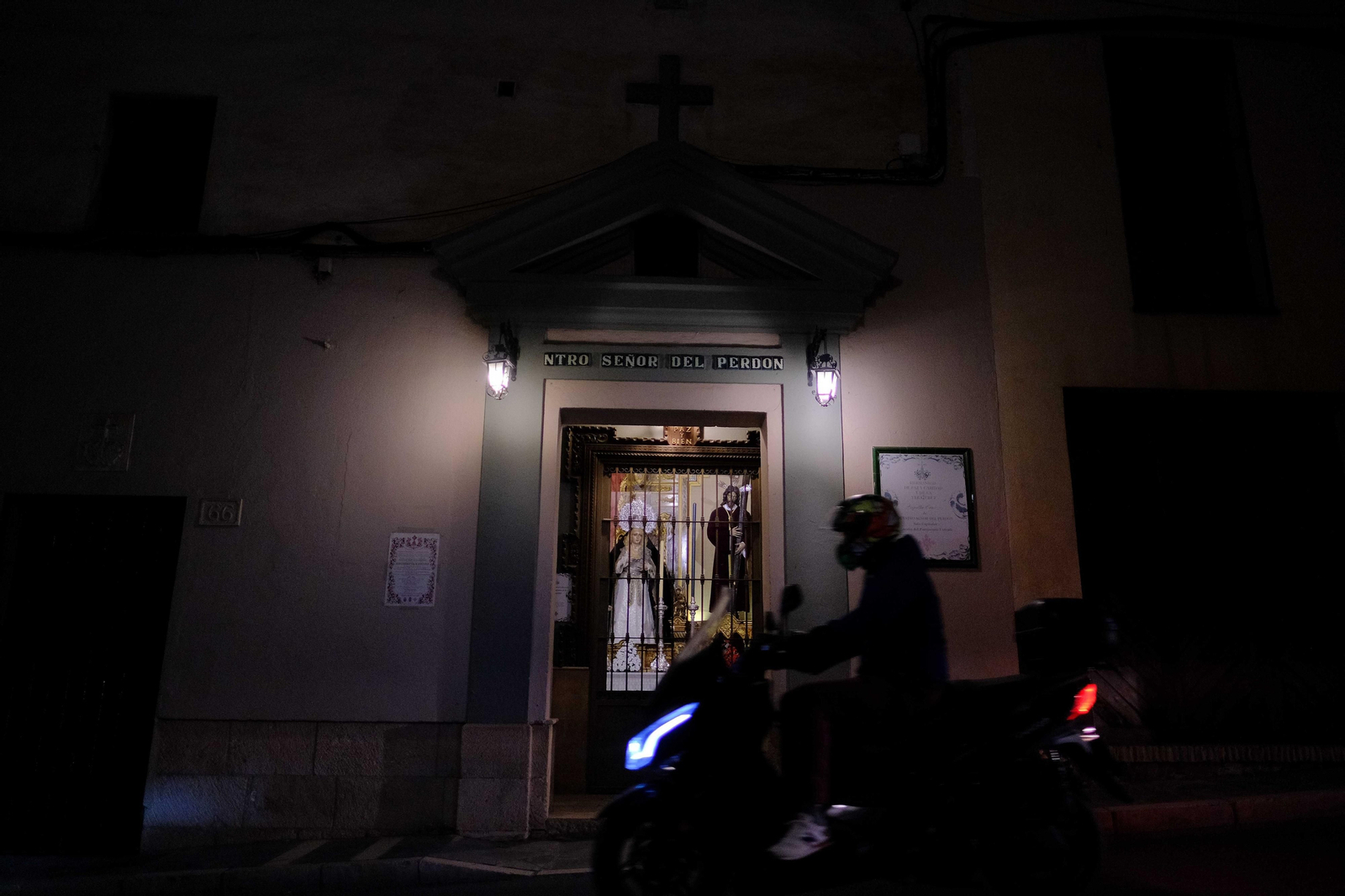 Ronda nocturna, en imágenes