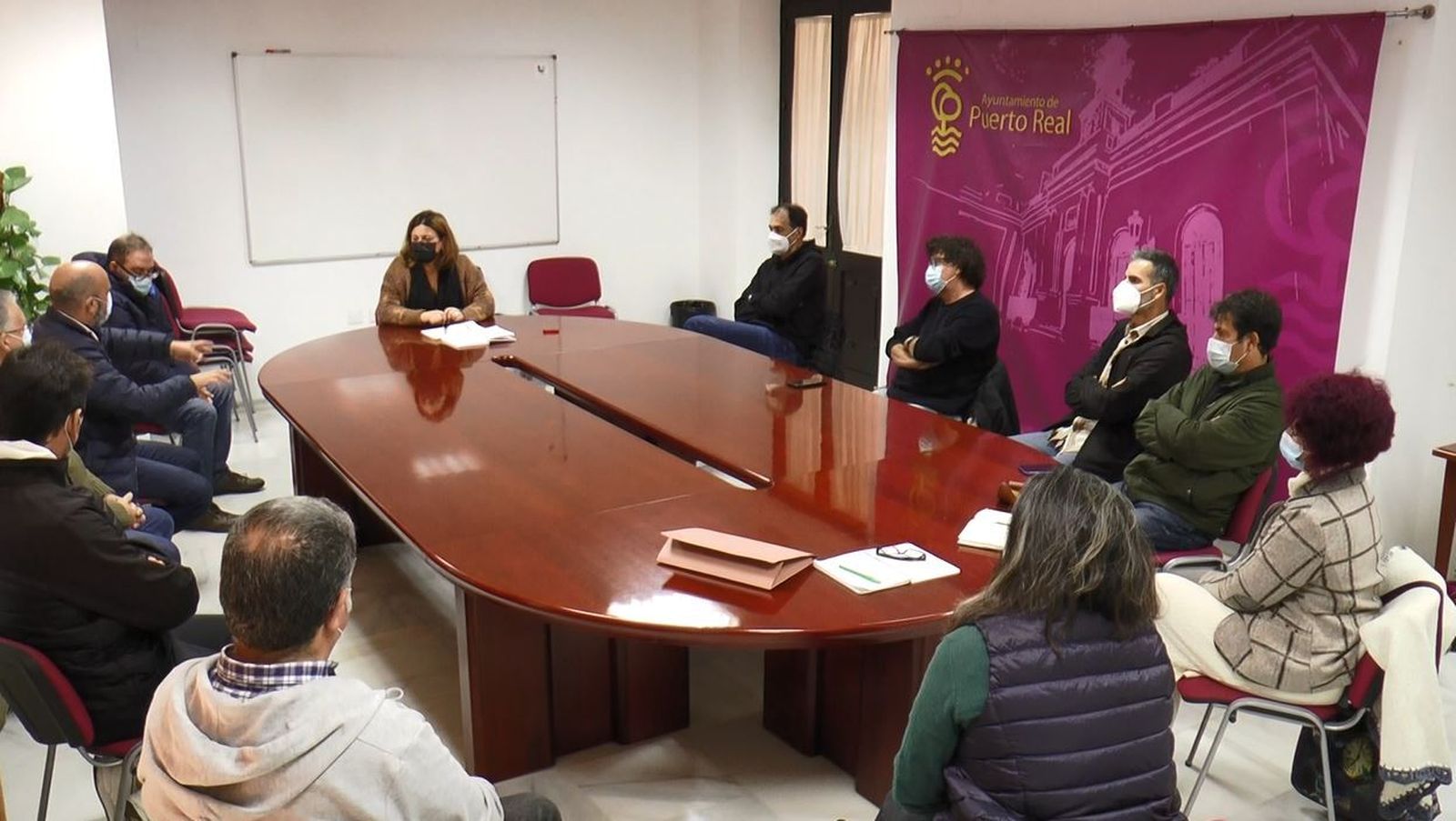 Elena Amaya durante el encuentro con el comité de empresa de Navantia Puerto real