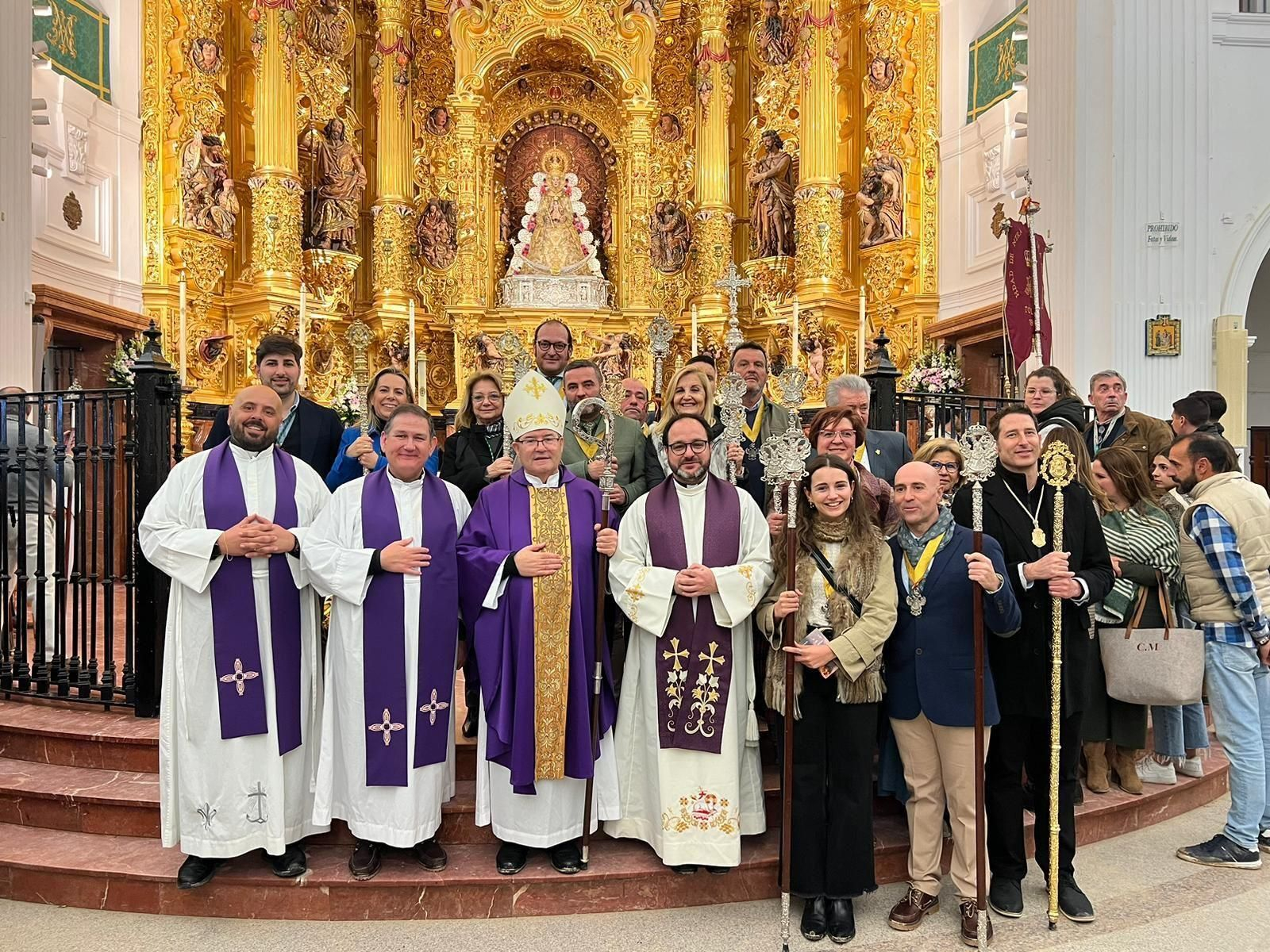 El arzobispo de Toledo ha acompañado a la filial rociera en los actos.
