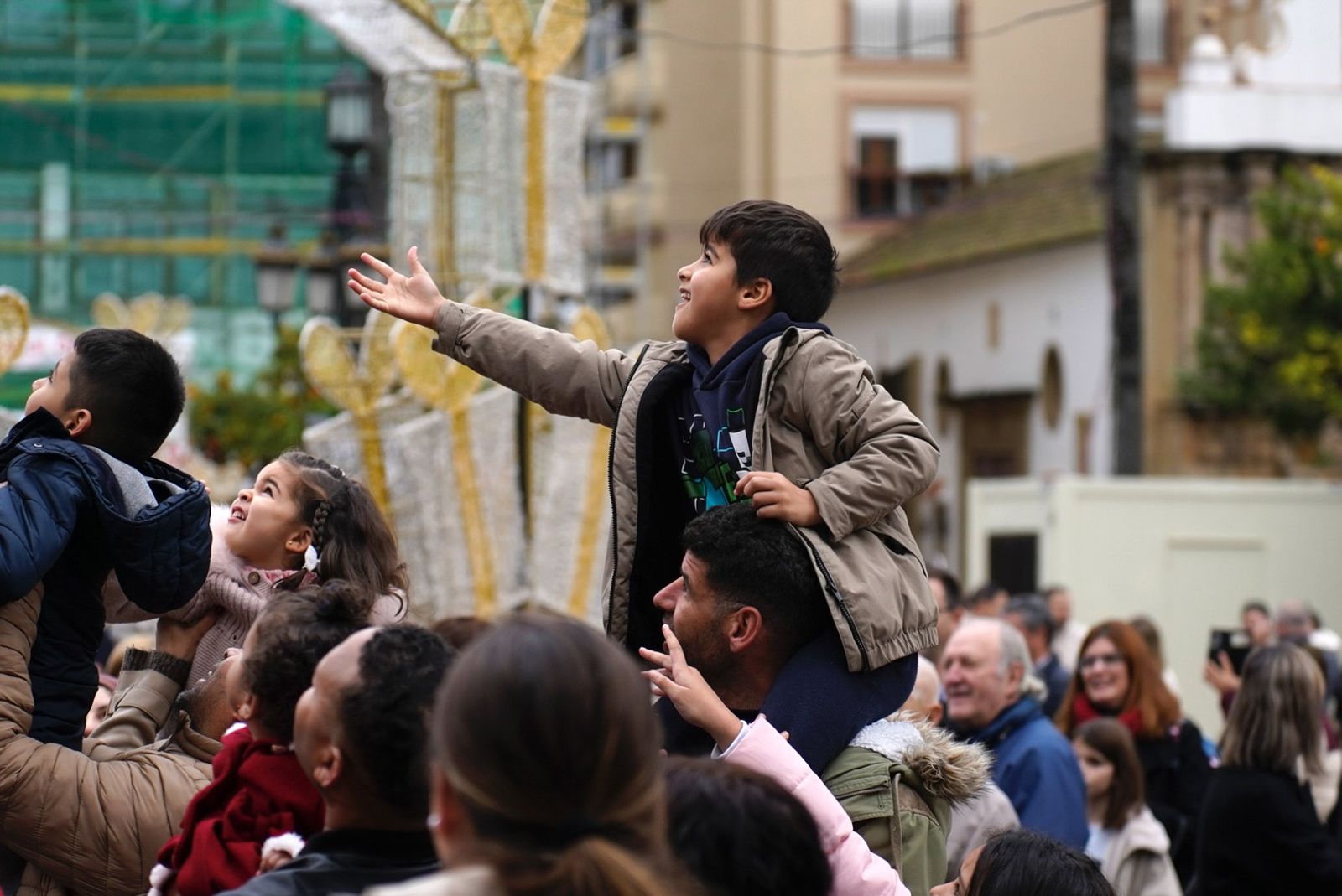 Fotos de las campanadas infantiles en la Plaza Alta de Algeciras