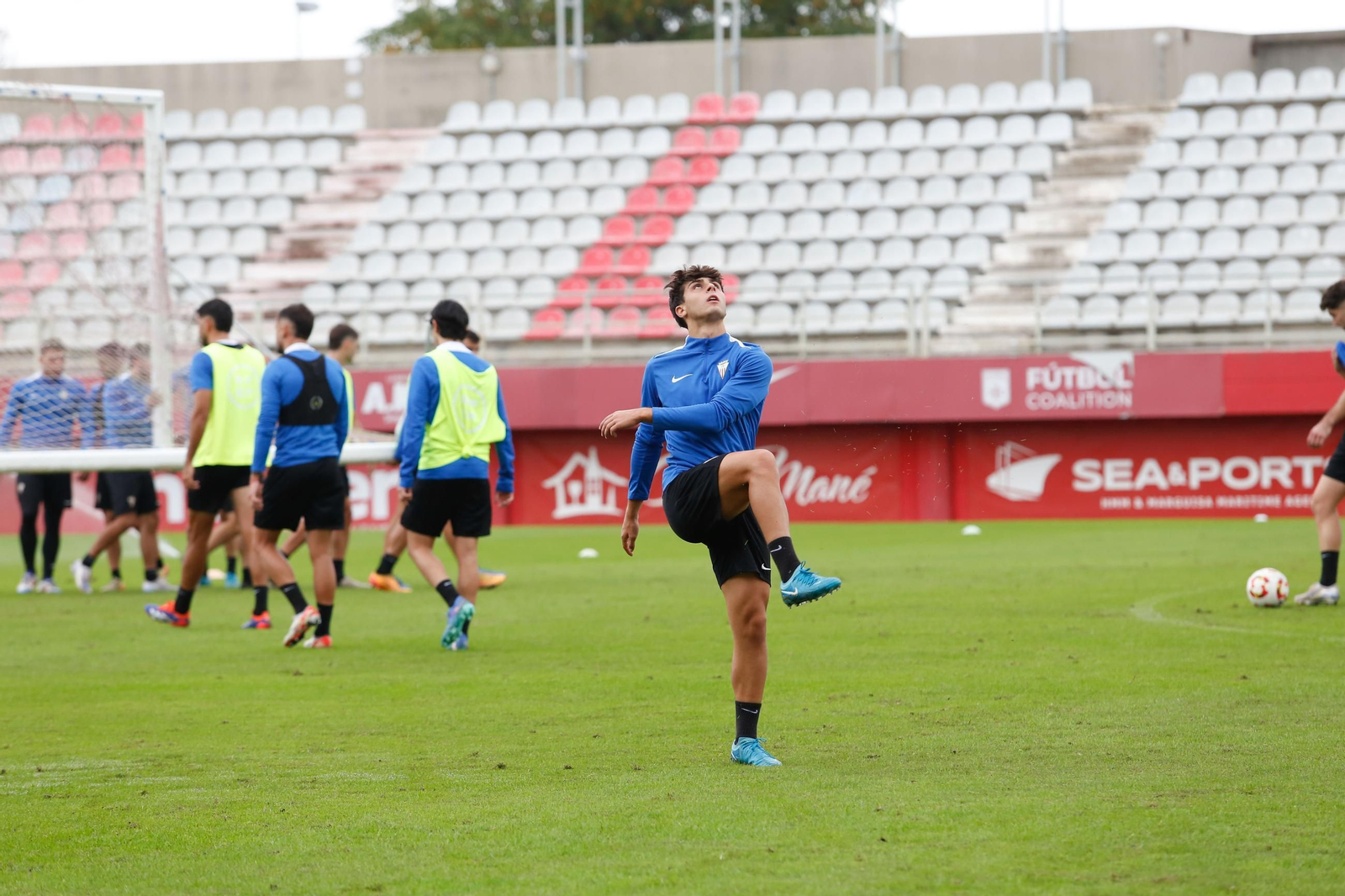El entrenamiento del Algeciras CF antes de la visita al Recreativo de Huelva