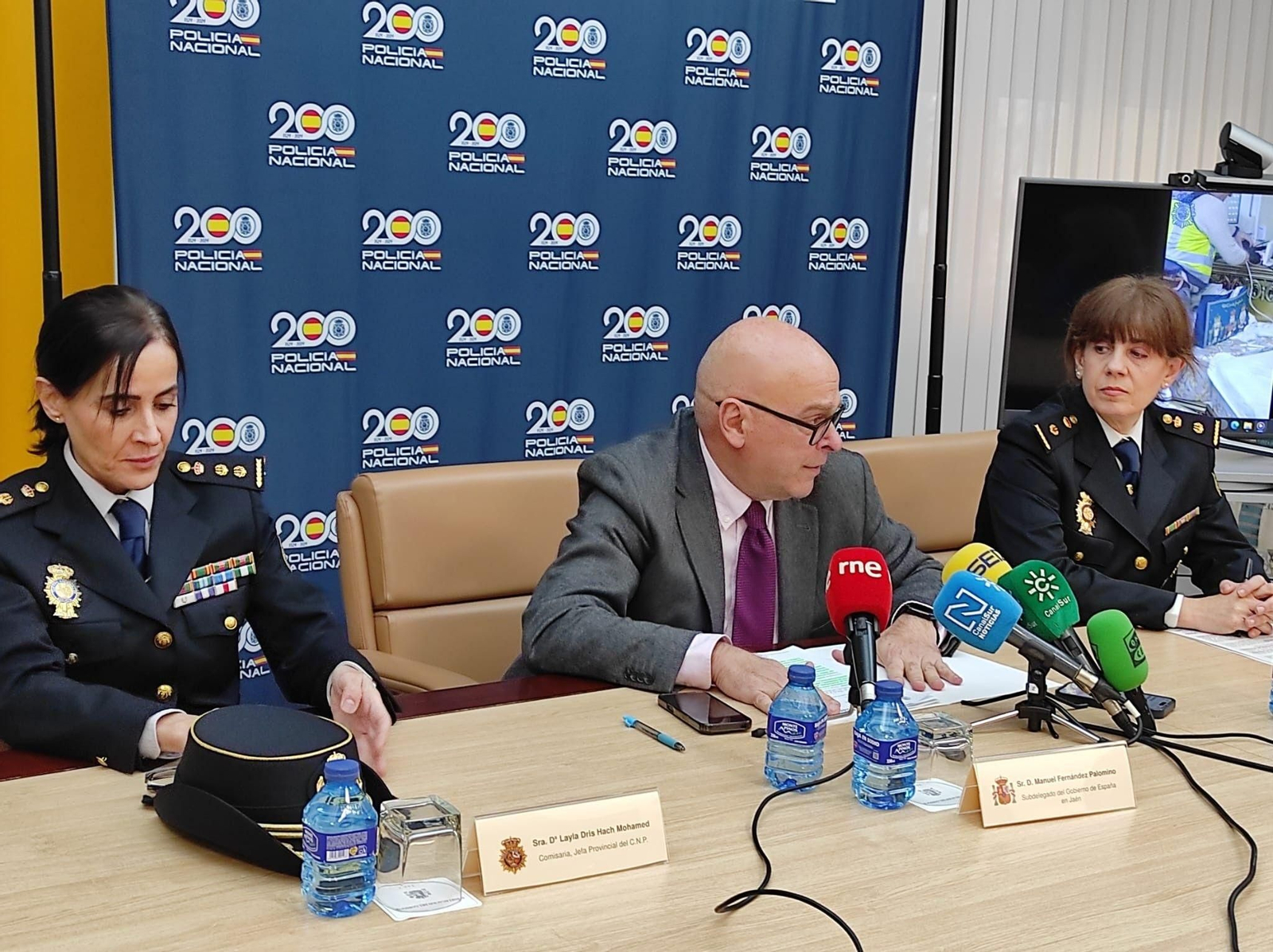 El subdelegado del Gobierno en Jaén, informa de la operación.