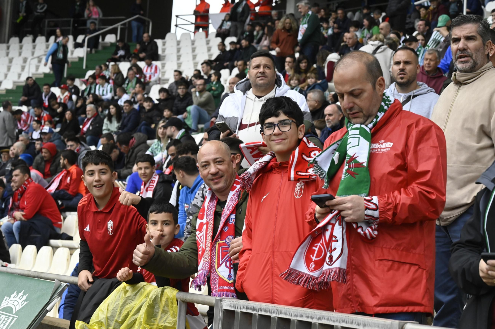 El imponente ambiente de El Arcángel para el Córdoba CF - Granada