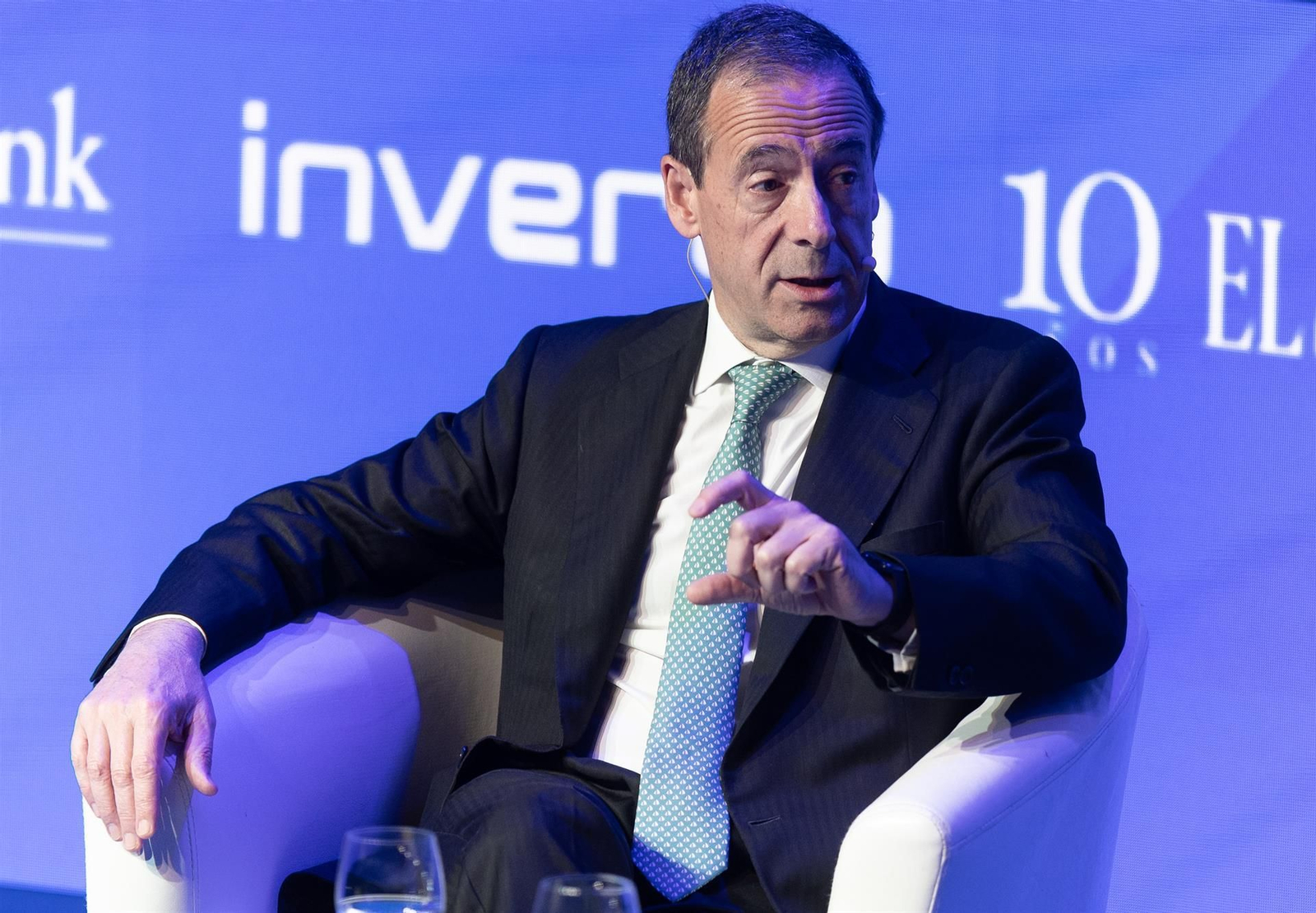 El CEO de CaixaBank, Gonzalo Cortázar, interviene durante la última jornada de la V edición del foro ‘Wake Up, Spain!