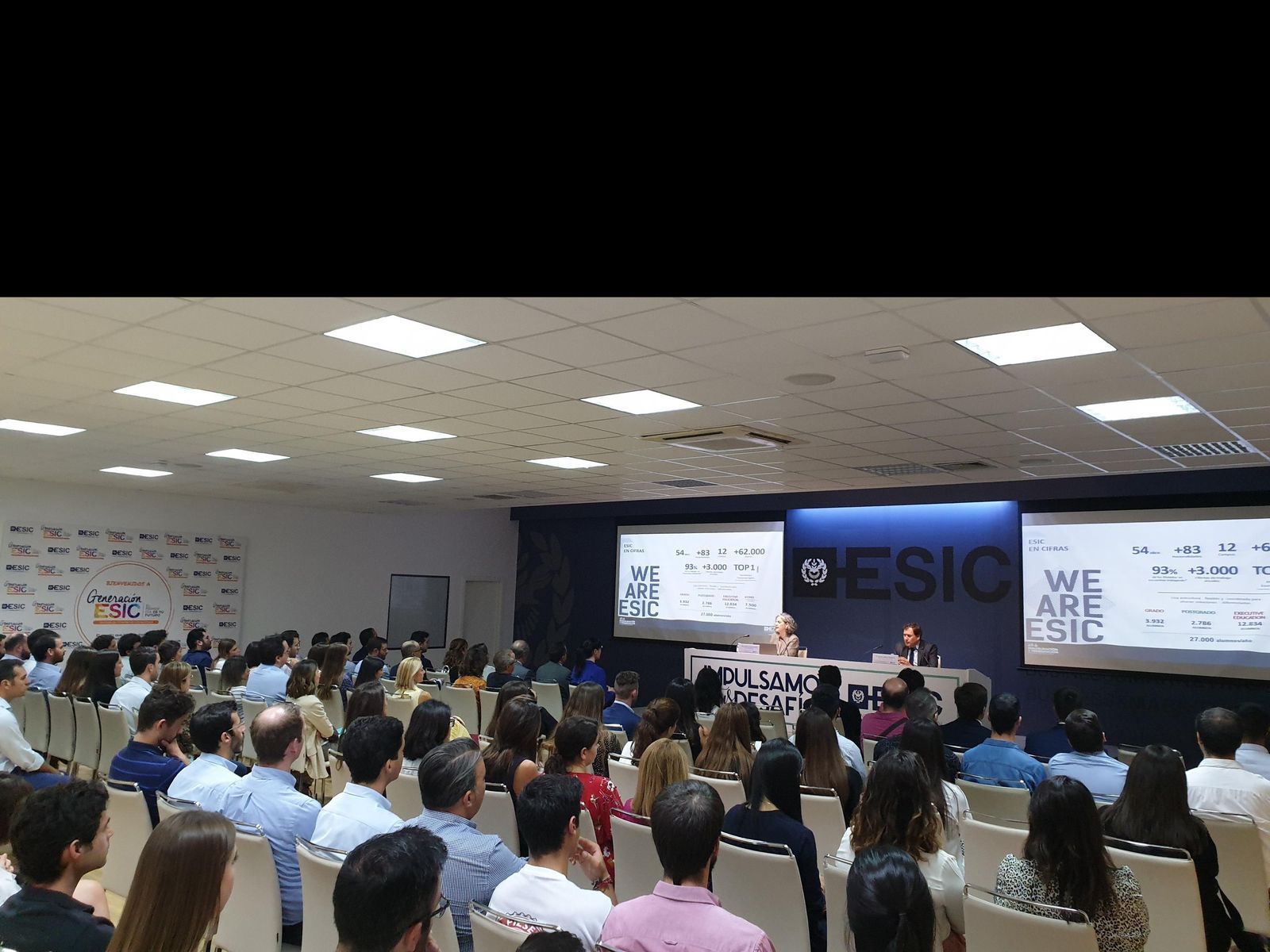 Salón de actos de Esic Sevilla.