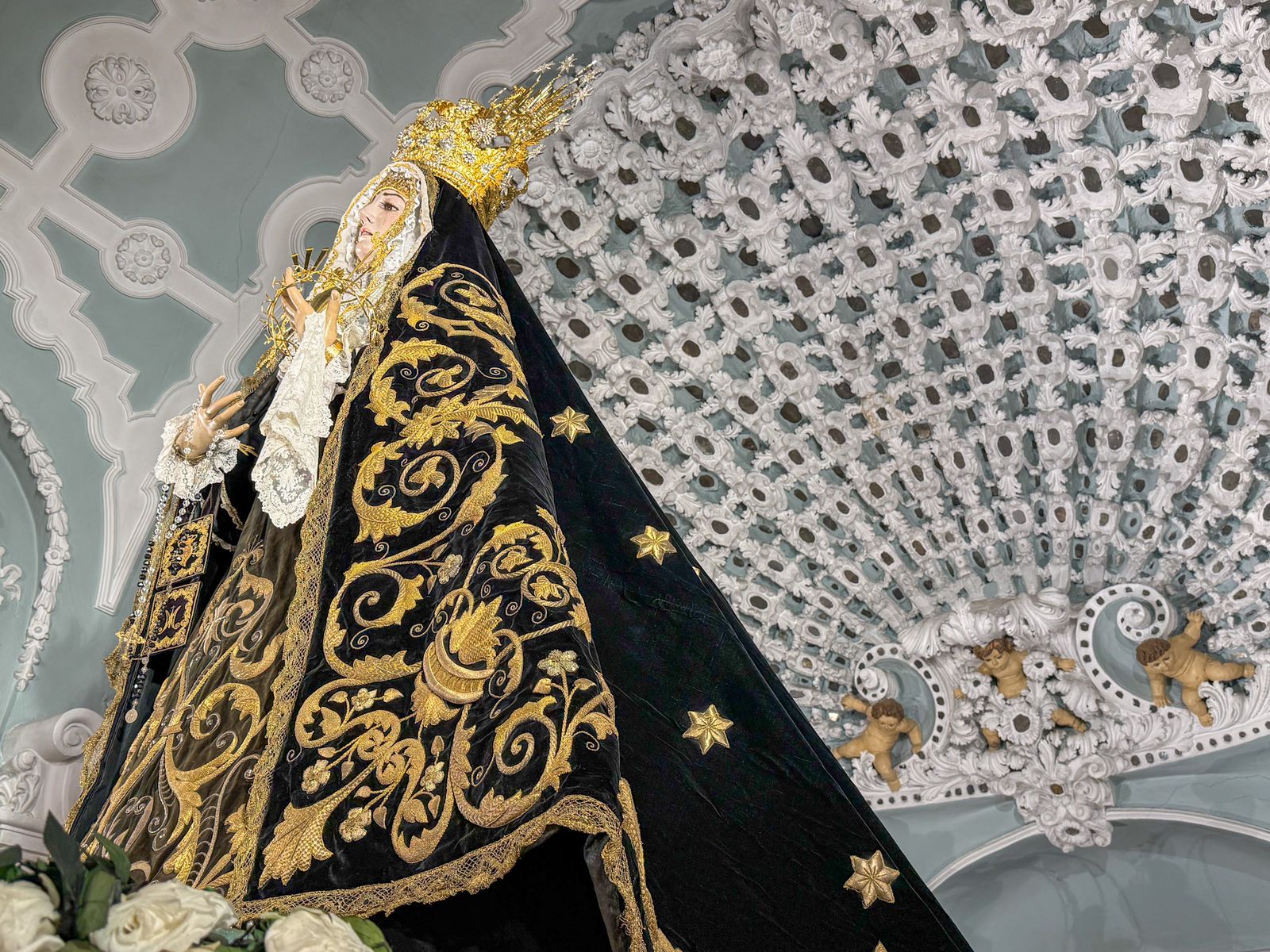 Las mejores fotos de la presentación de los niños a la Virgen de los Dolores de Córdoba