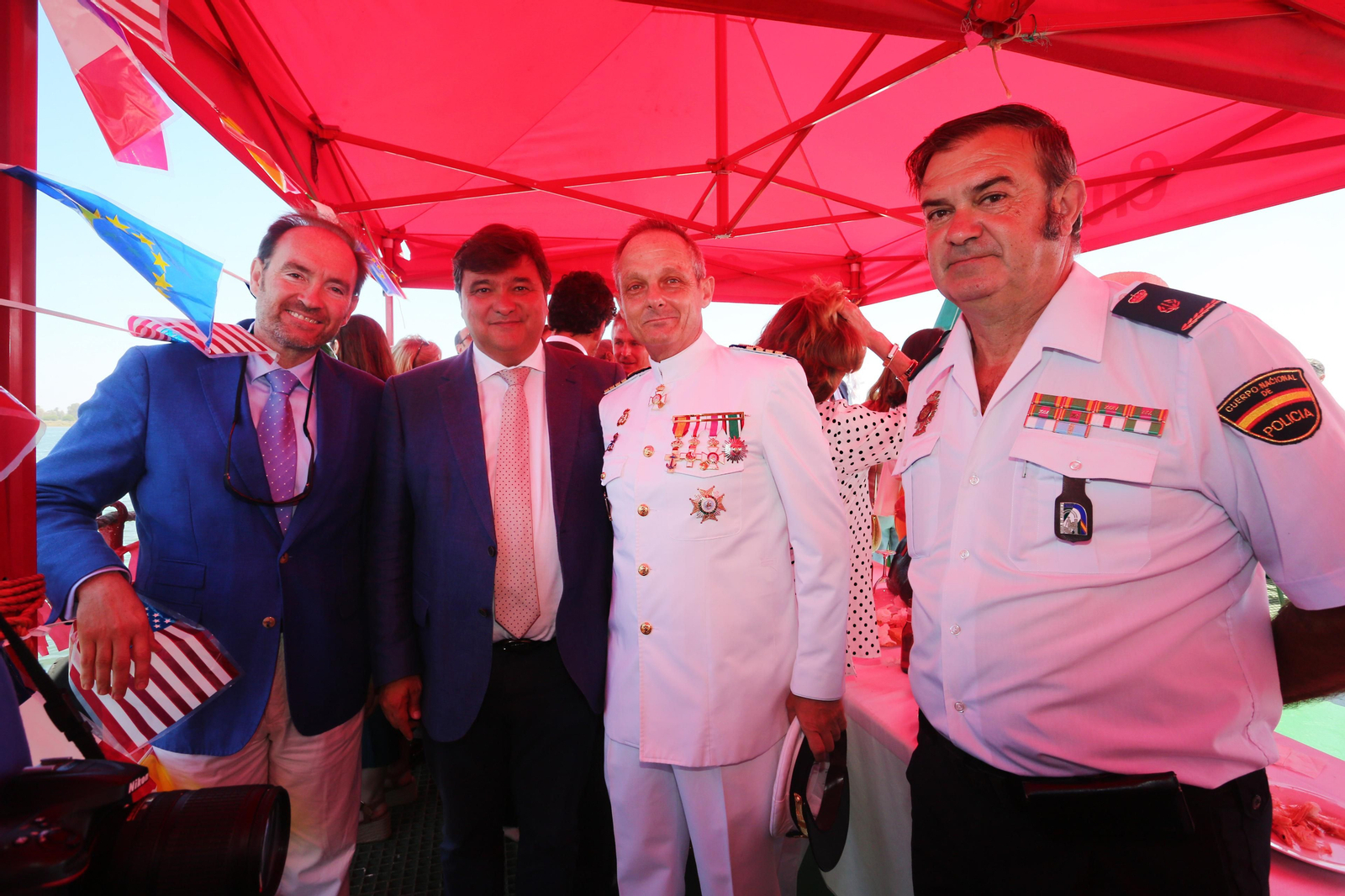 Procesión de la Virgen del Carmen por la Ría de Huelva en imágenes