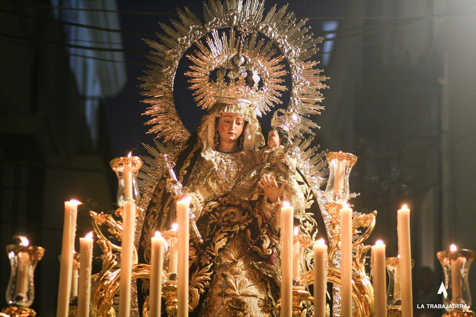 La Virgen del Rosario en su procesión de este miércoles