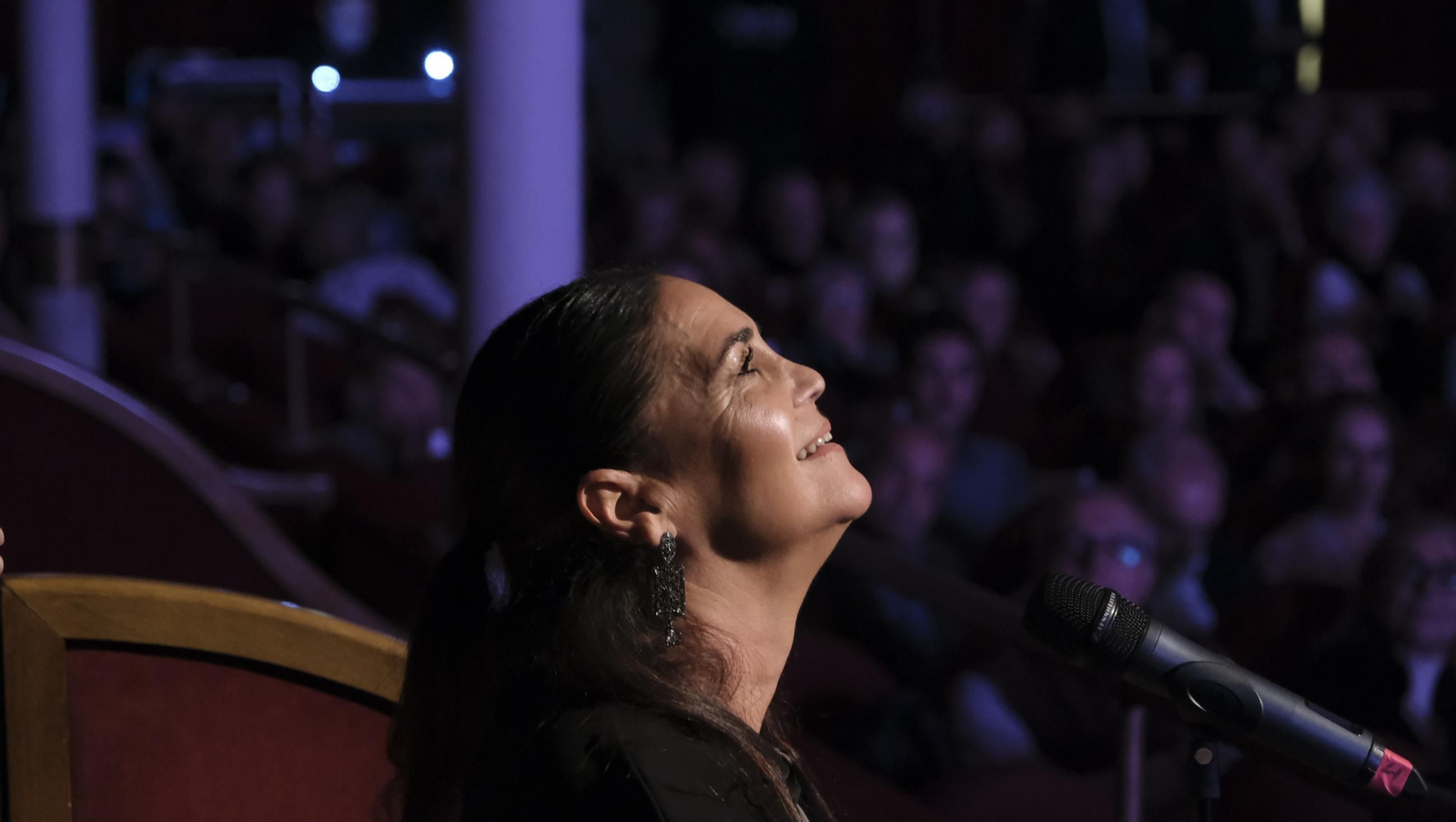 El cantaor José Mercé ya es Hijo Adoptivo de la Ciudad de Almería, en imágenes