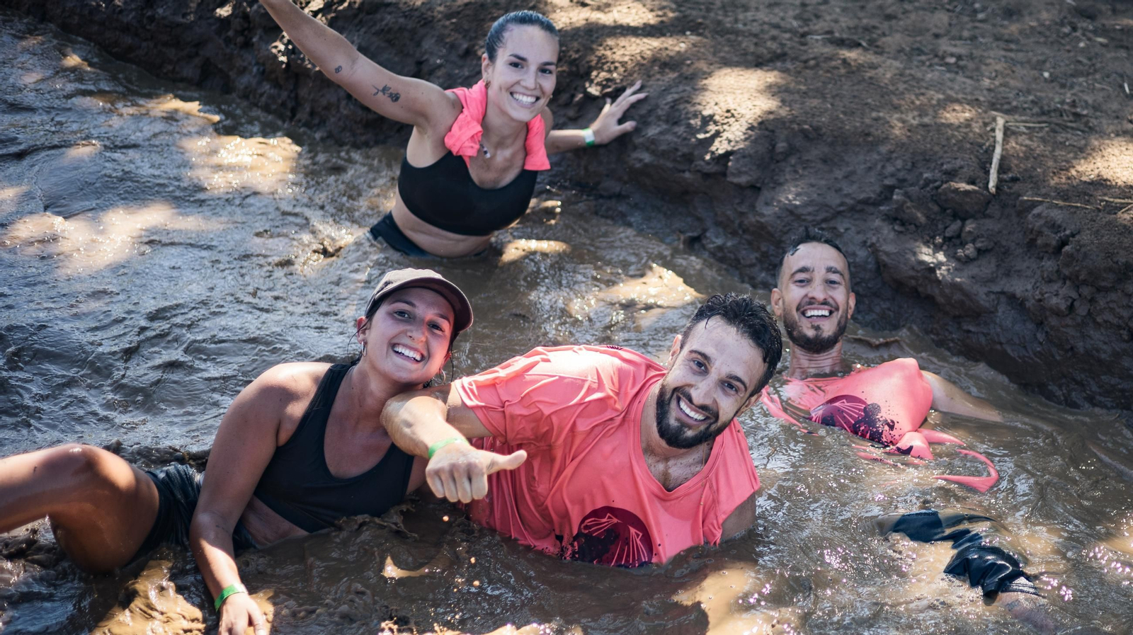 Búscate en la Carrera del Barro de La Barca de la Florida 2024