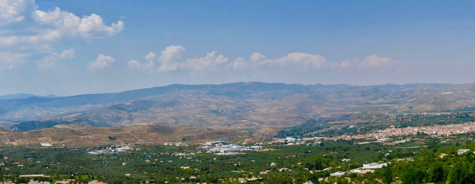 NIGÜELAS. El paisaje actual de las vistas desde la población de Nigüelas