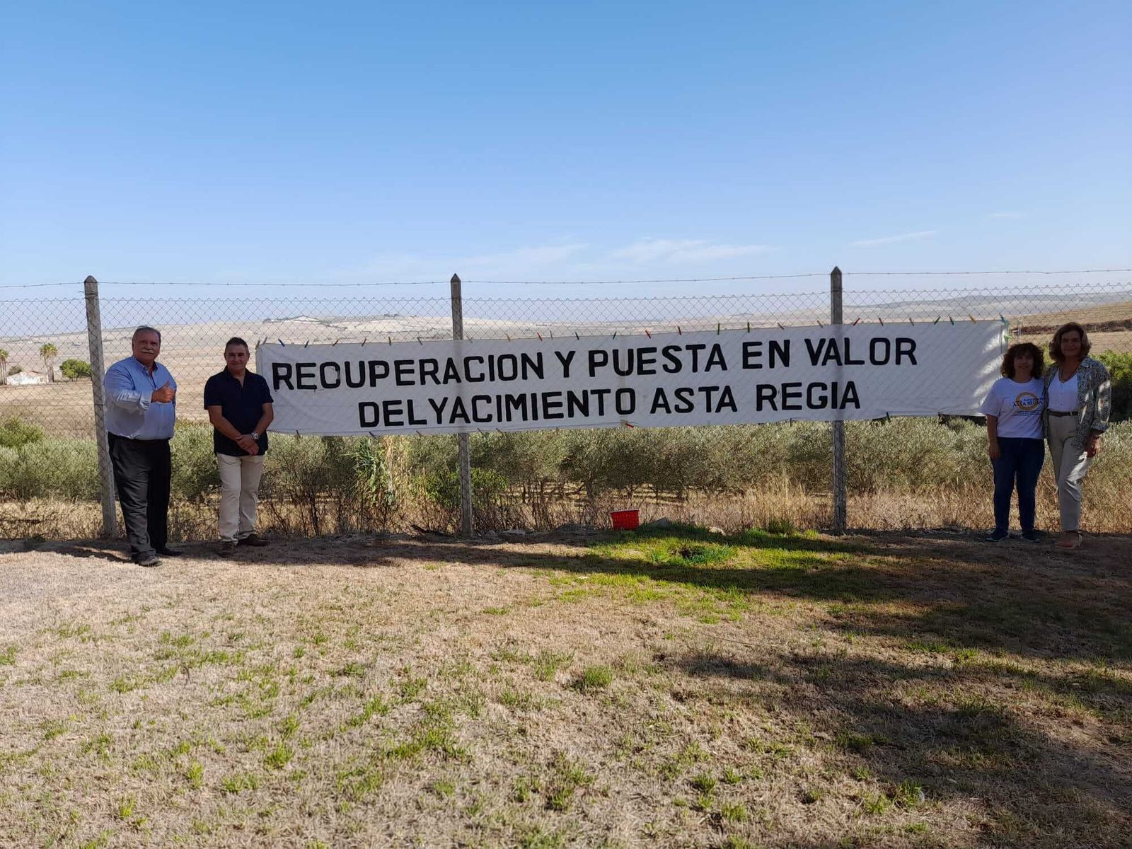Gala Asta Regia amadrinada por María José Santiago
