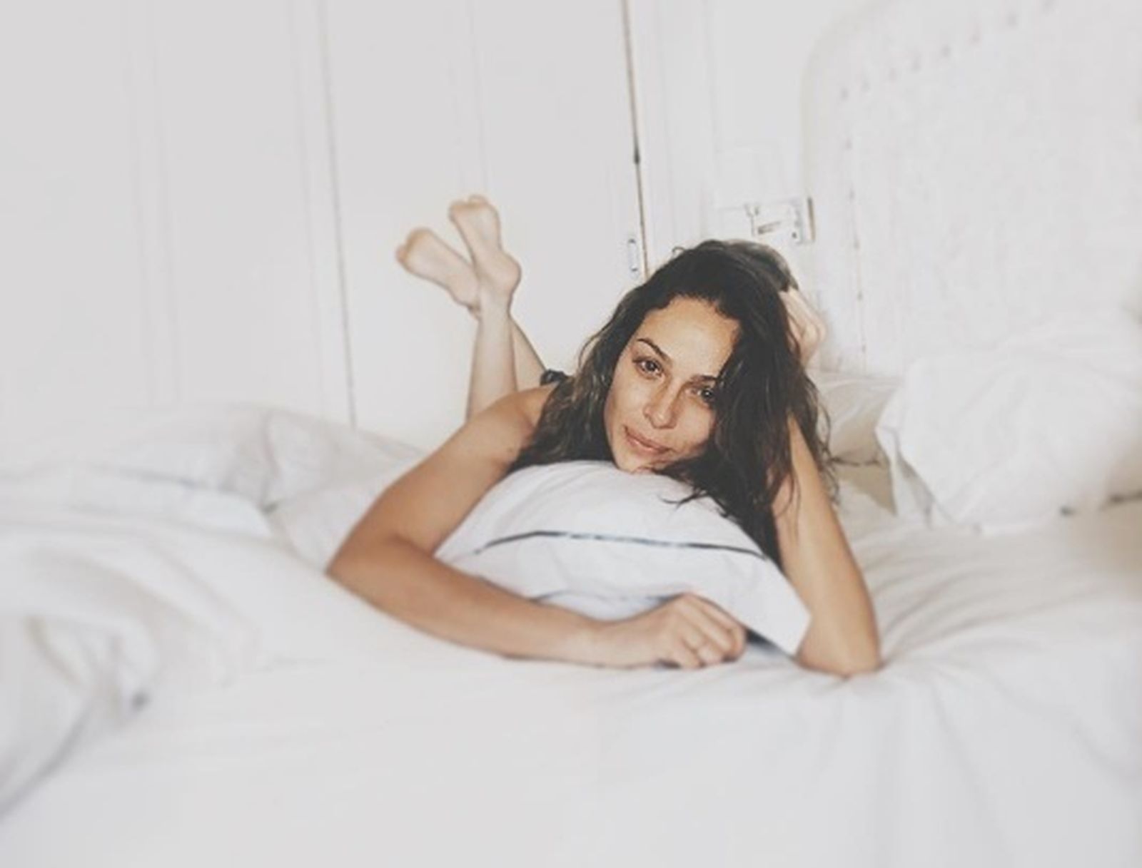 Eva González posa de lo más sensual en Instagram