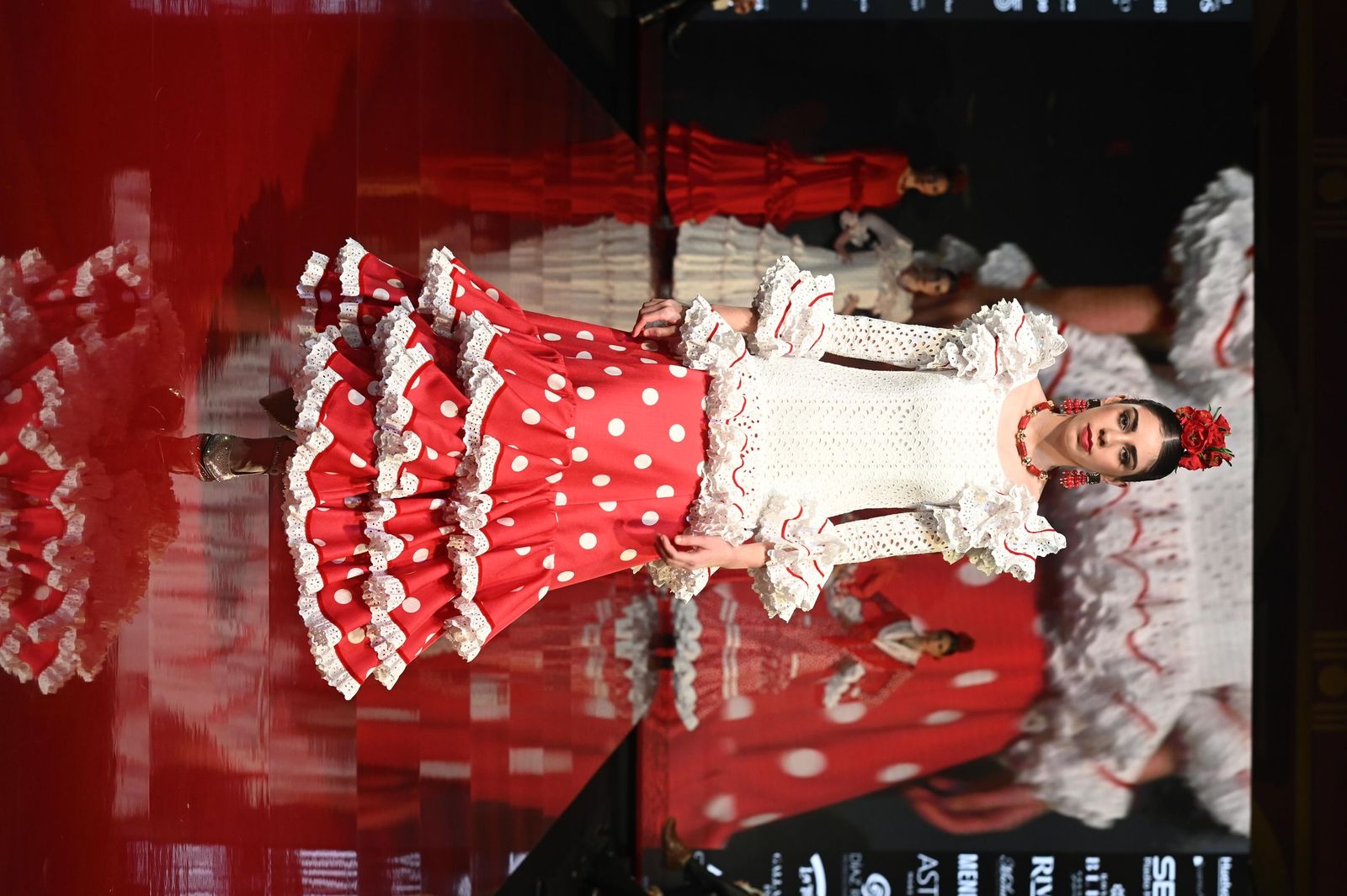 Huelva Flamenca 2026: Desfile de Raquel Muñoz