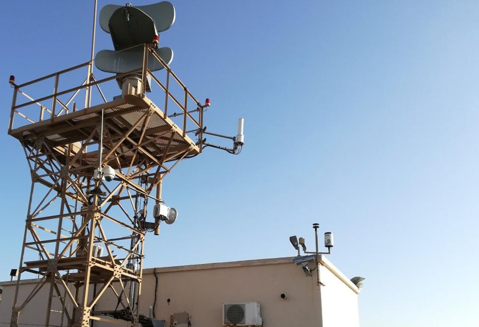 Uno de los SIVE con los que la Guardia Civil cuenta en las costas andaluzas en una imagen de archivo