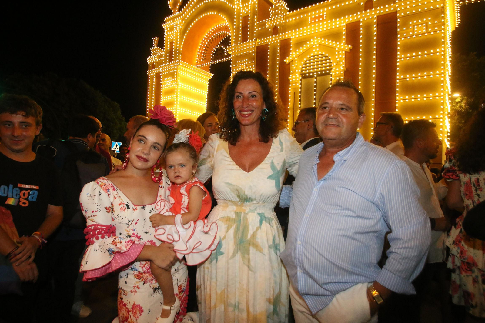 La Feria de Almería enciende sus luces