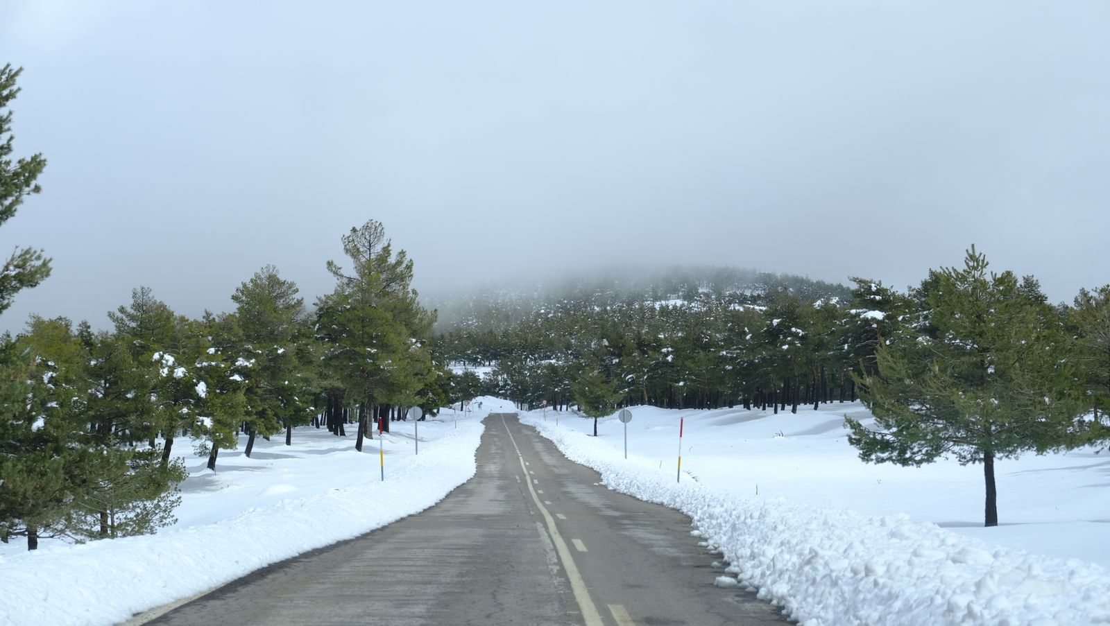 Imágenes del temporal de nieve en la provincia de Almería.