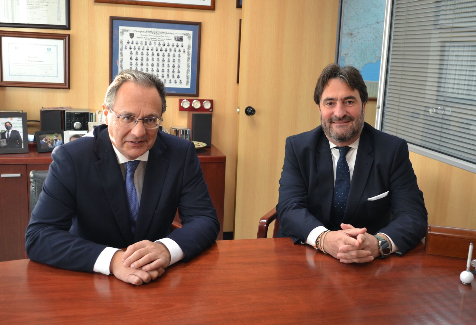 Ozgur Unay Unay, presidente de UG21, y Manuel González Moles, CEO de la ingeniería sevillana.