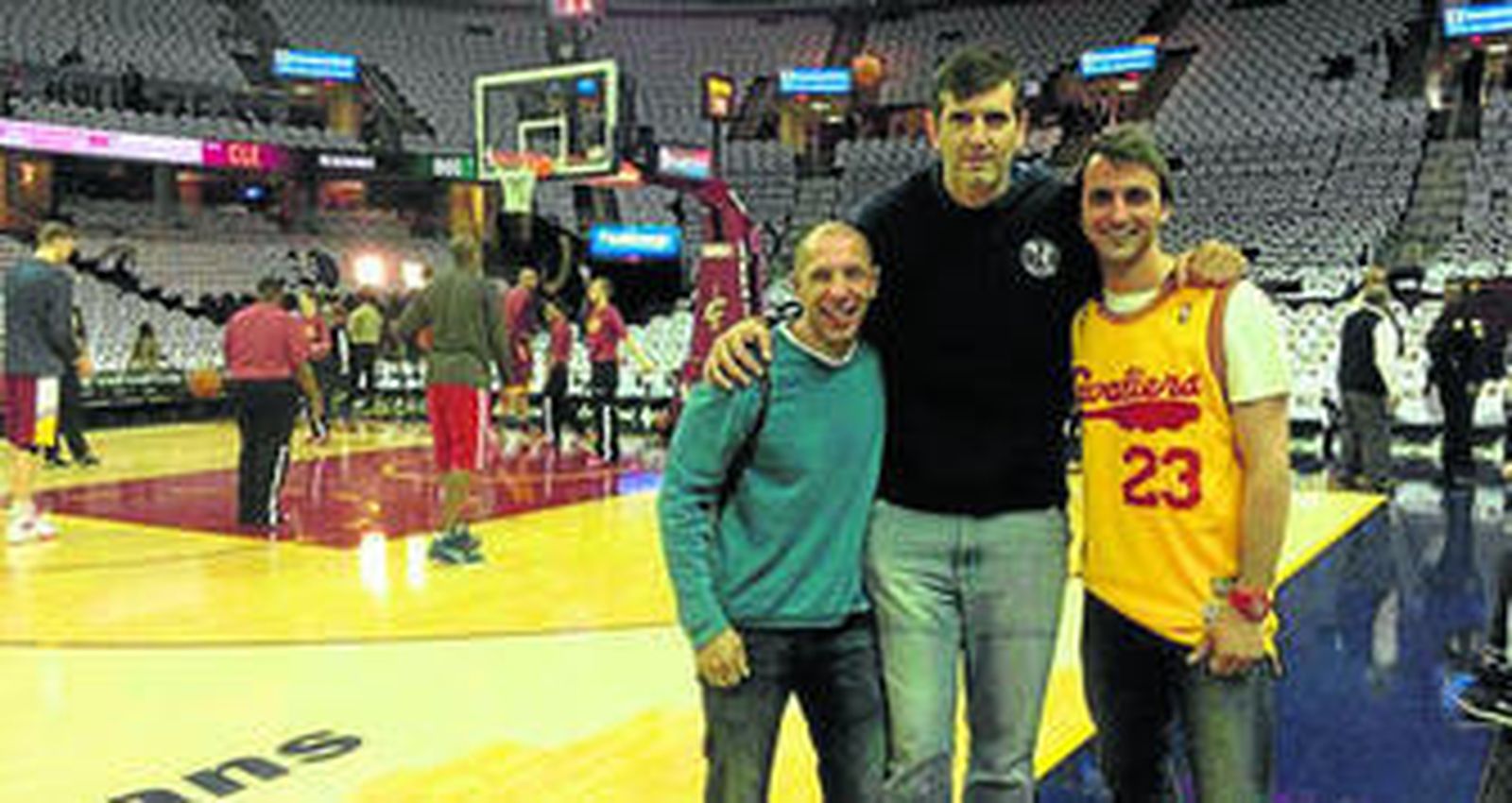 Richi Guillén, con Ale Ballesteros y Diego Vázquez en Cleveland.