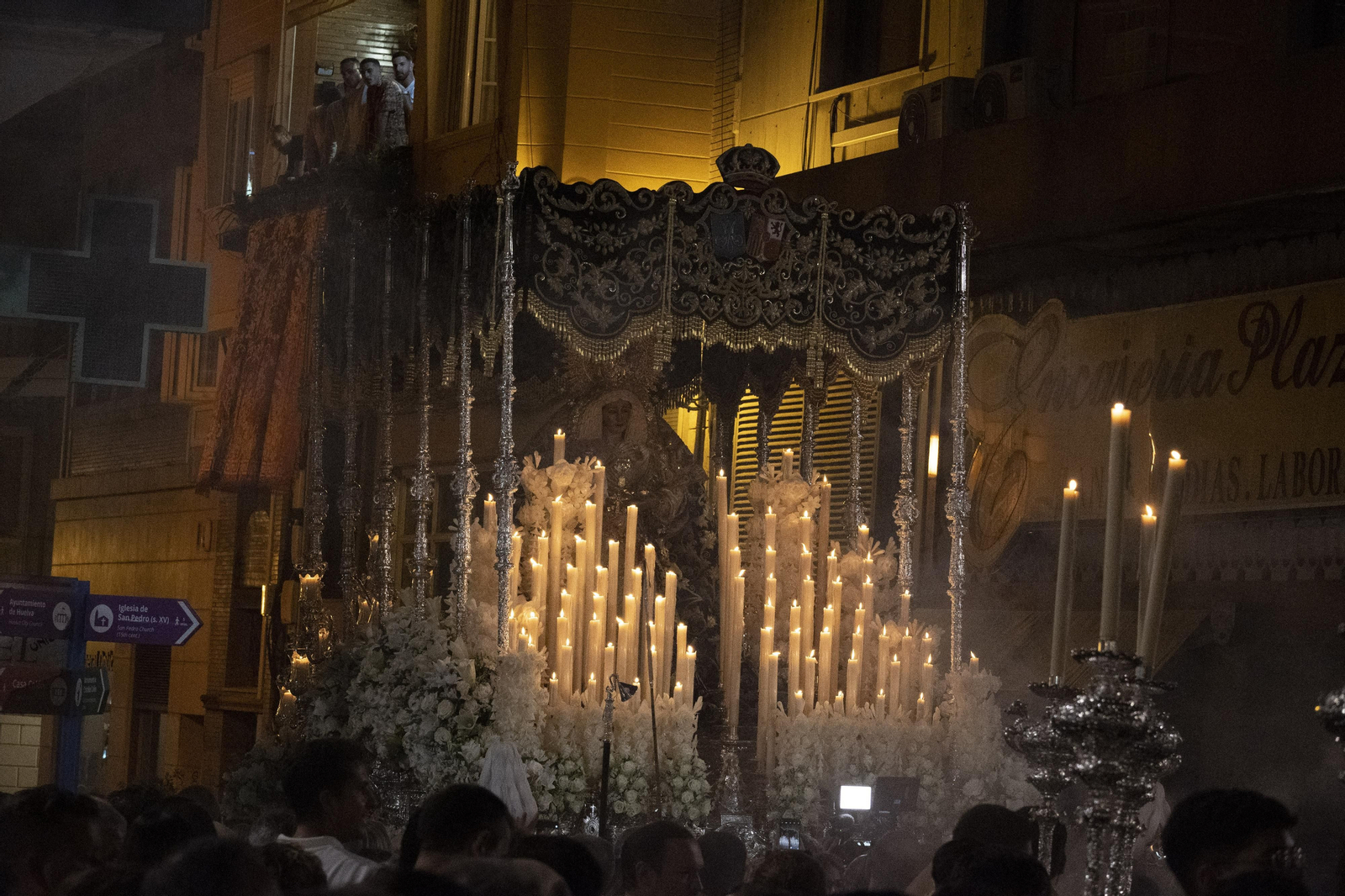 Las mejores imágenes de la procesión de la Amargura Coronada