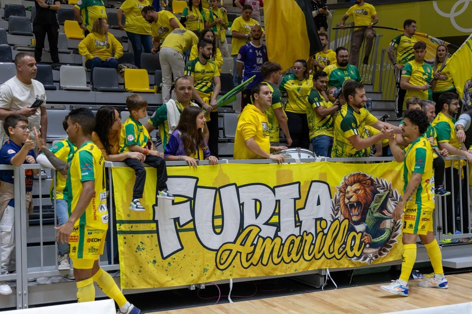 Las mejores fotos de la goleada del Jaén Paraíso Interior FS ante Industrias Santa Coloma