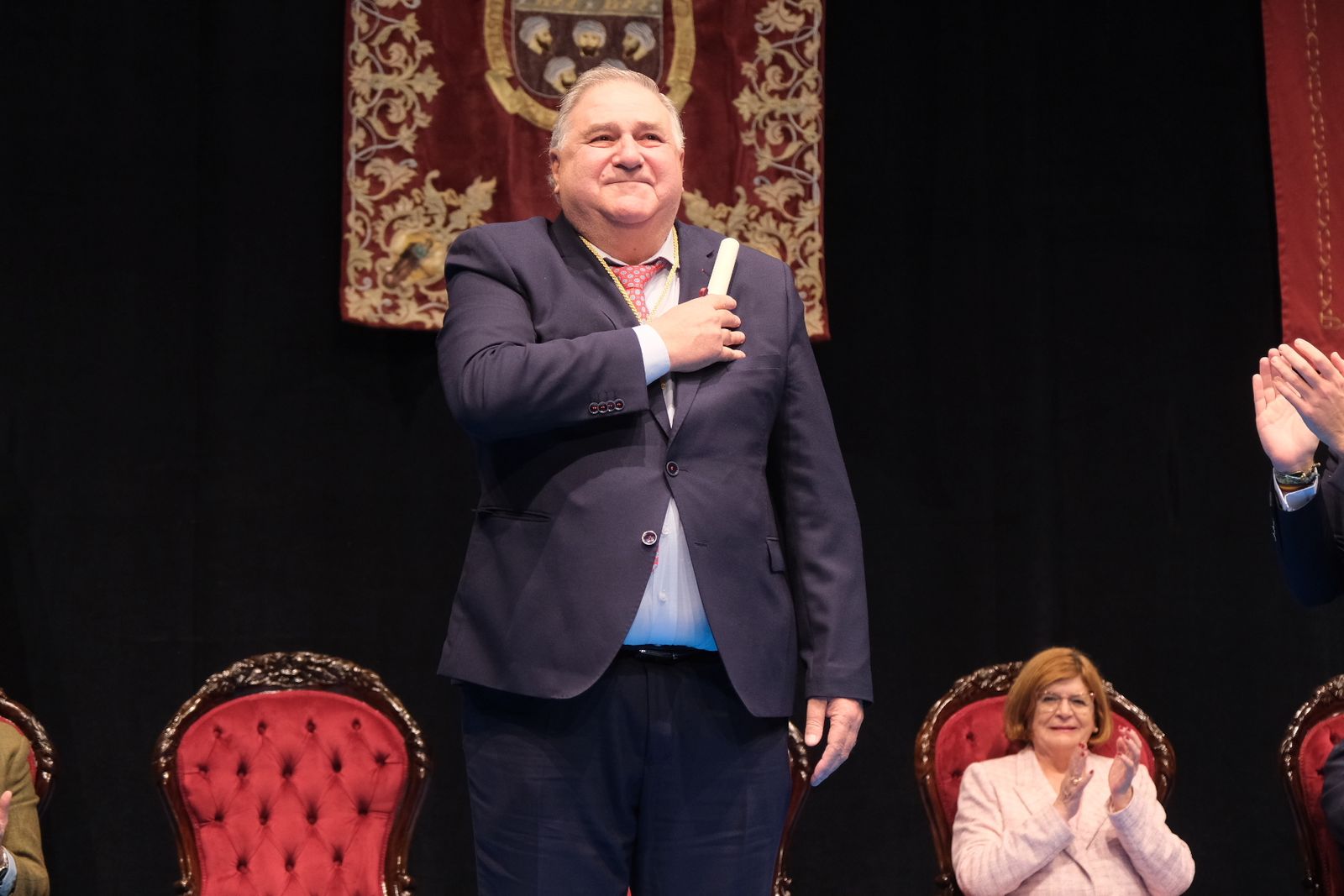 El homenaje de Cabra a las corporaciones municipales democráticas, en imágenes