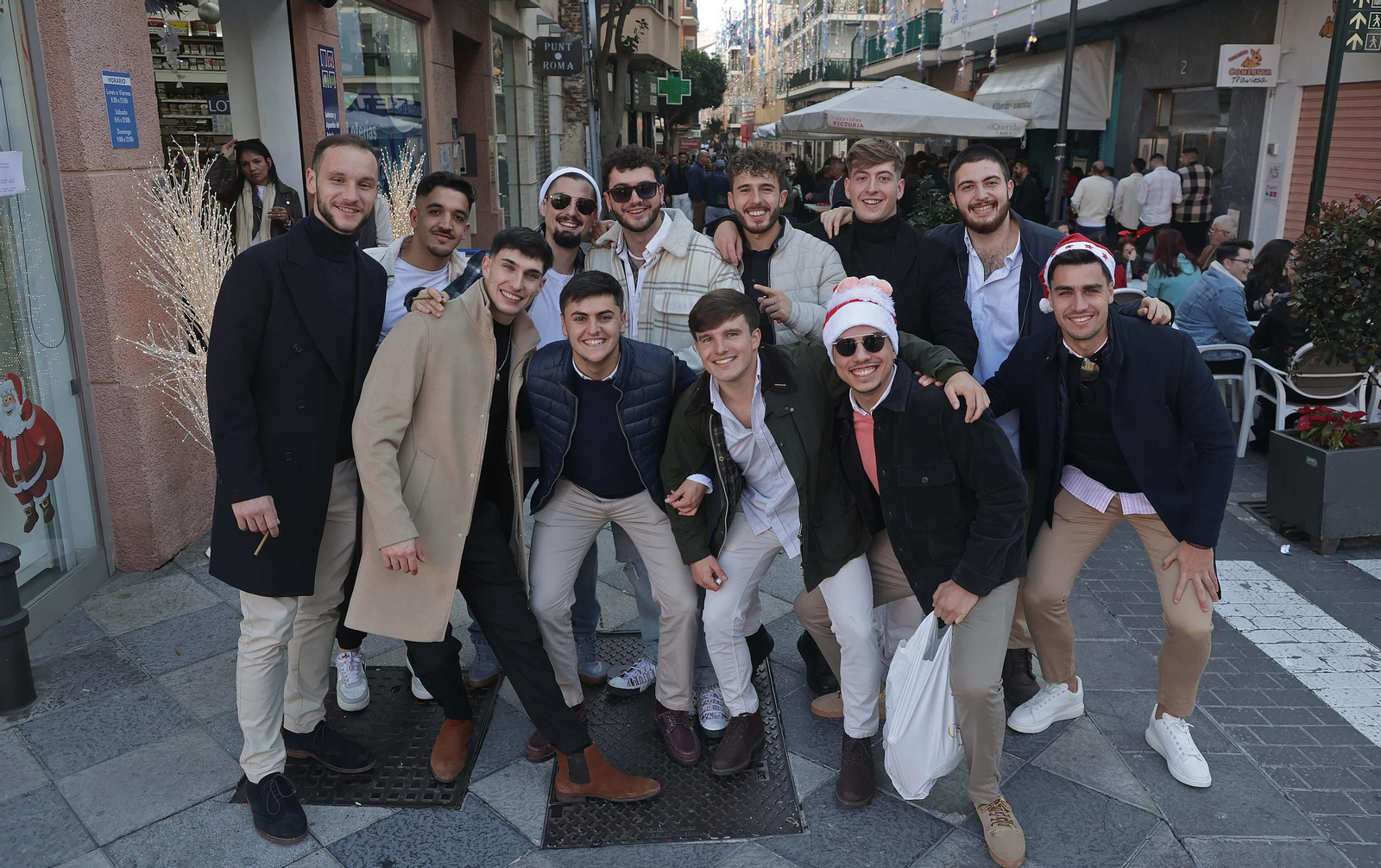 Búscate en las fotos de la celebración del 24 de diciembre en Algeciras