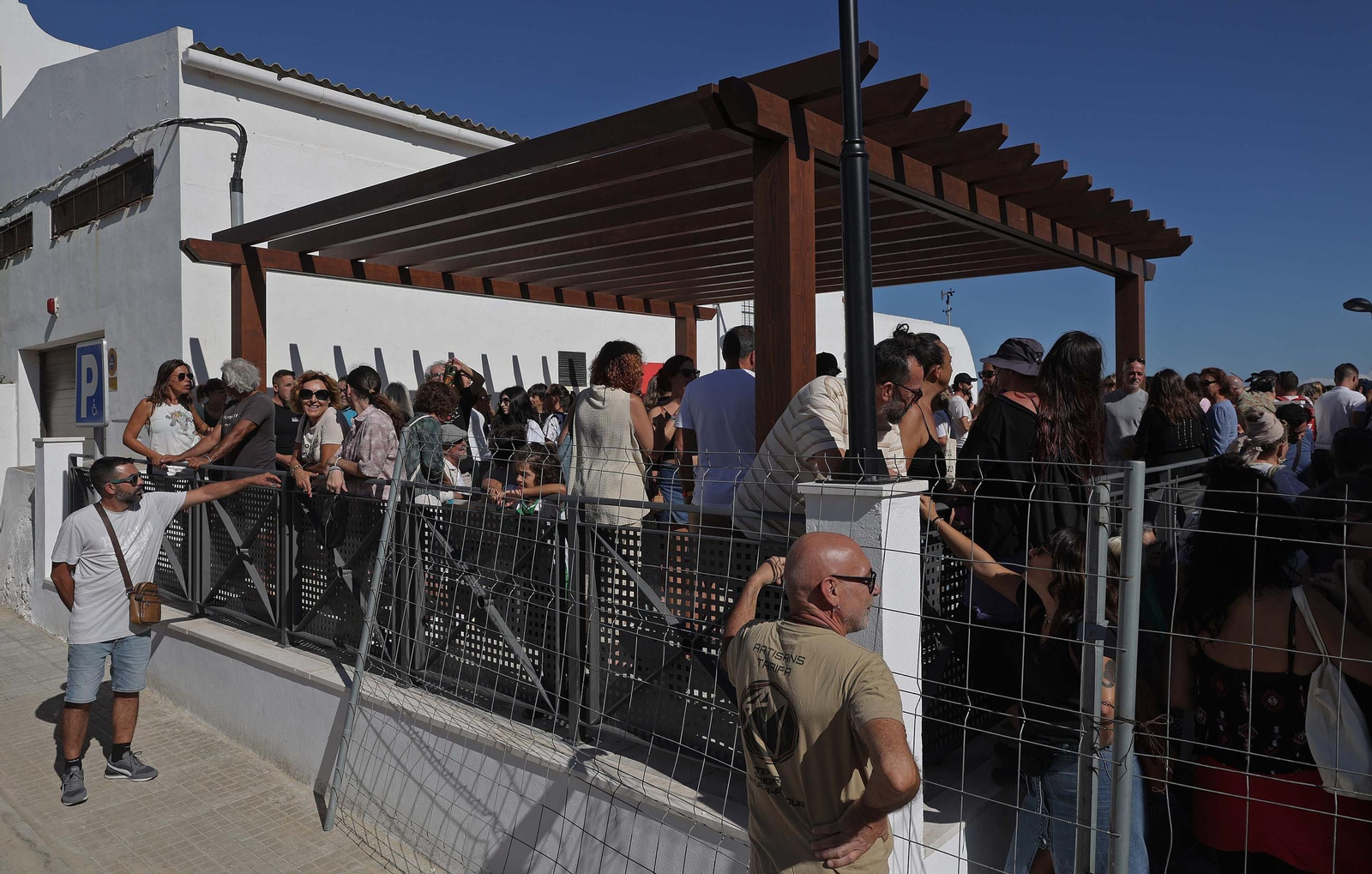 Fotos de la manifestación contra la reforma del frente litoral en Tarifa