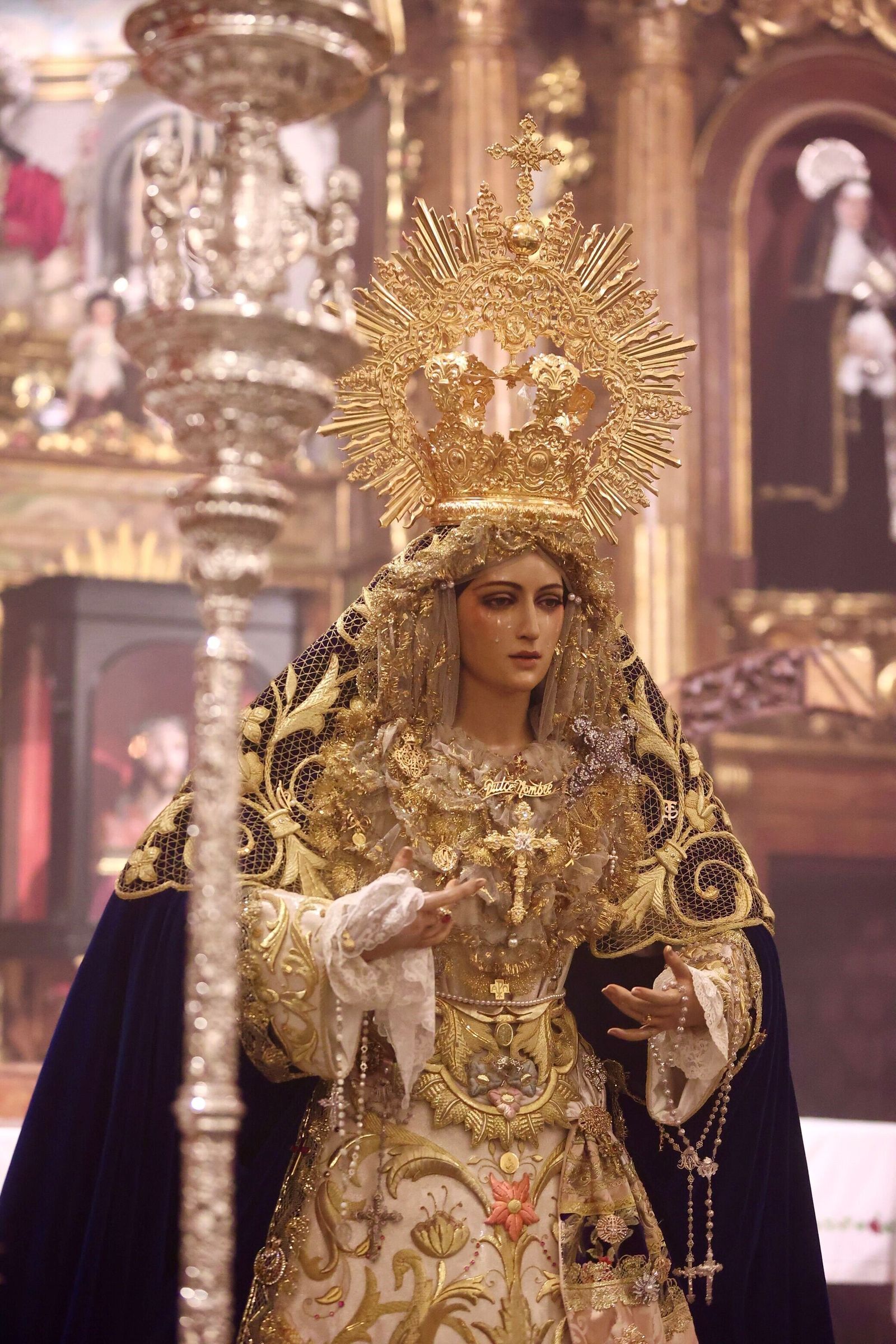 Las imágenes de Dulce Nombre, que sacrificó su estación de penitencia en Málaga