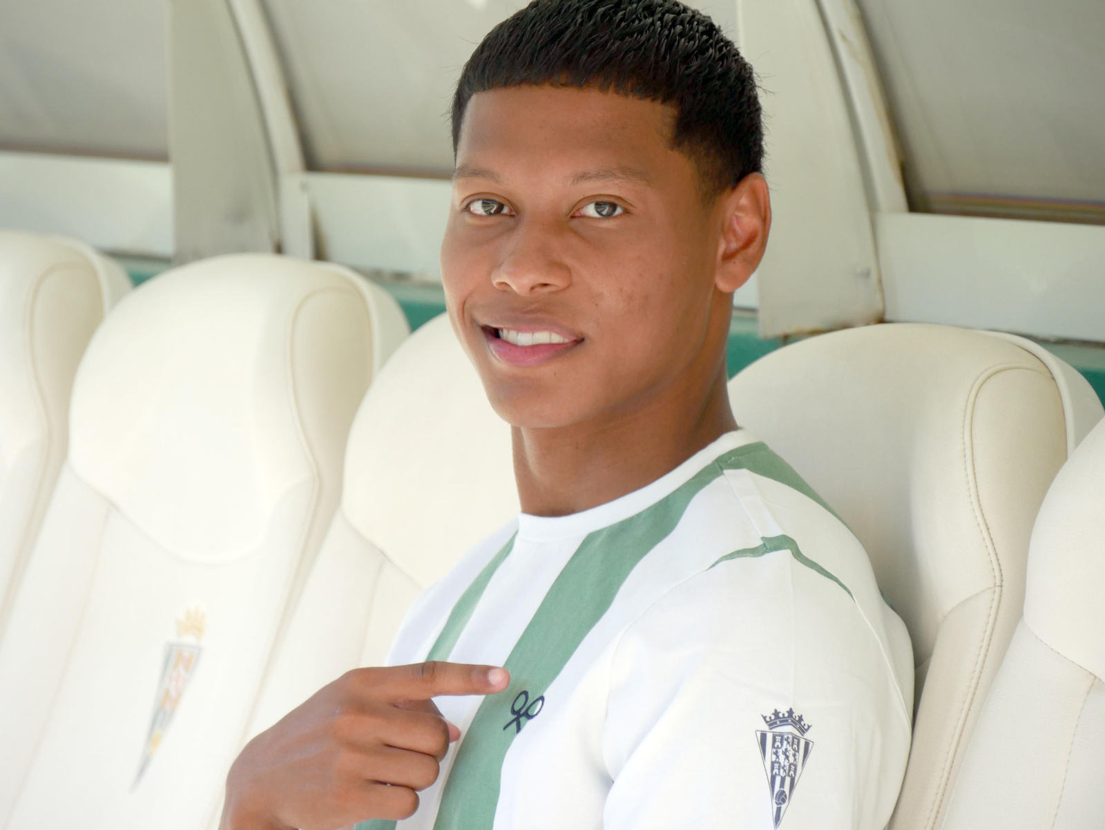 Las camisetas del Córdoba CF confeccionadas por Silbon, en imágenes